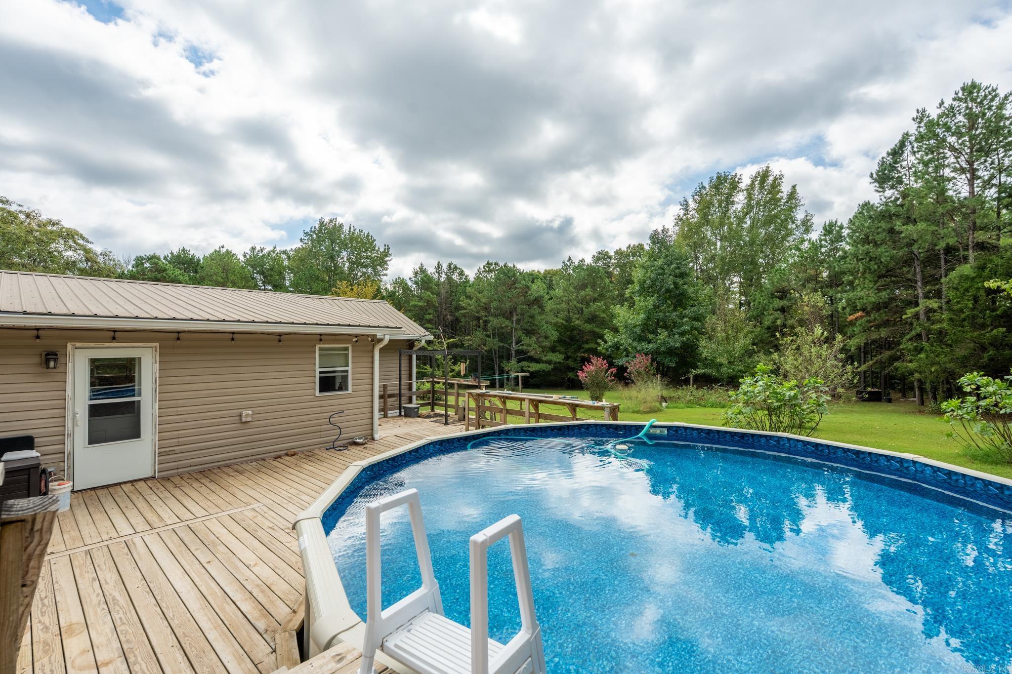 2630 Red River  Fox, AR