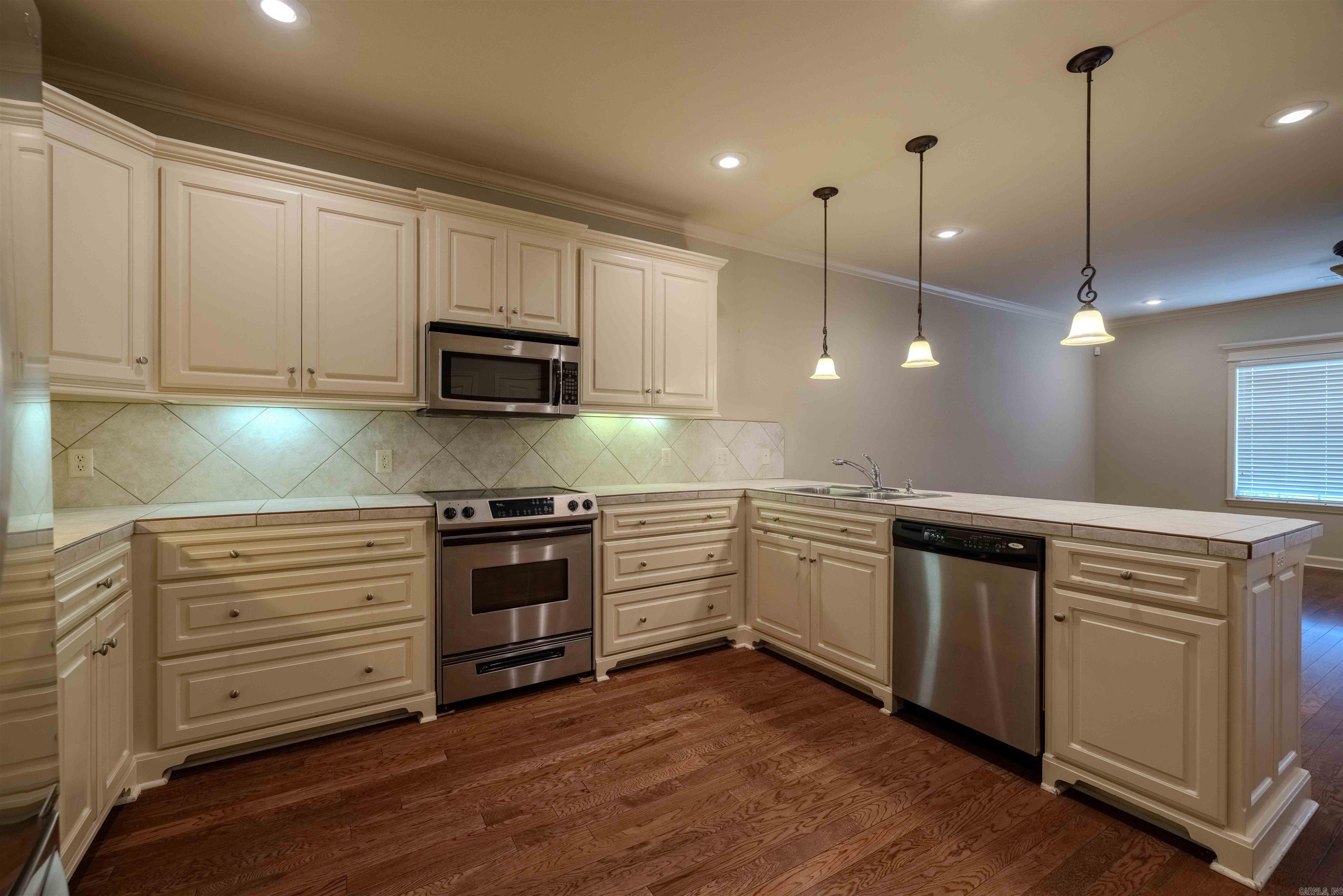 901 Stagecoach Village  Little Rock, AR