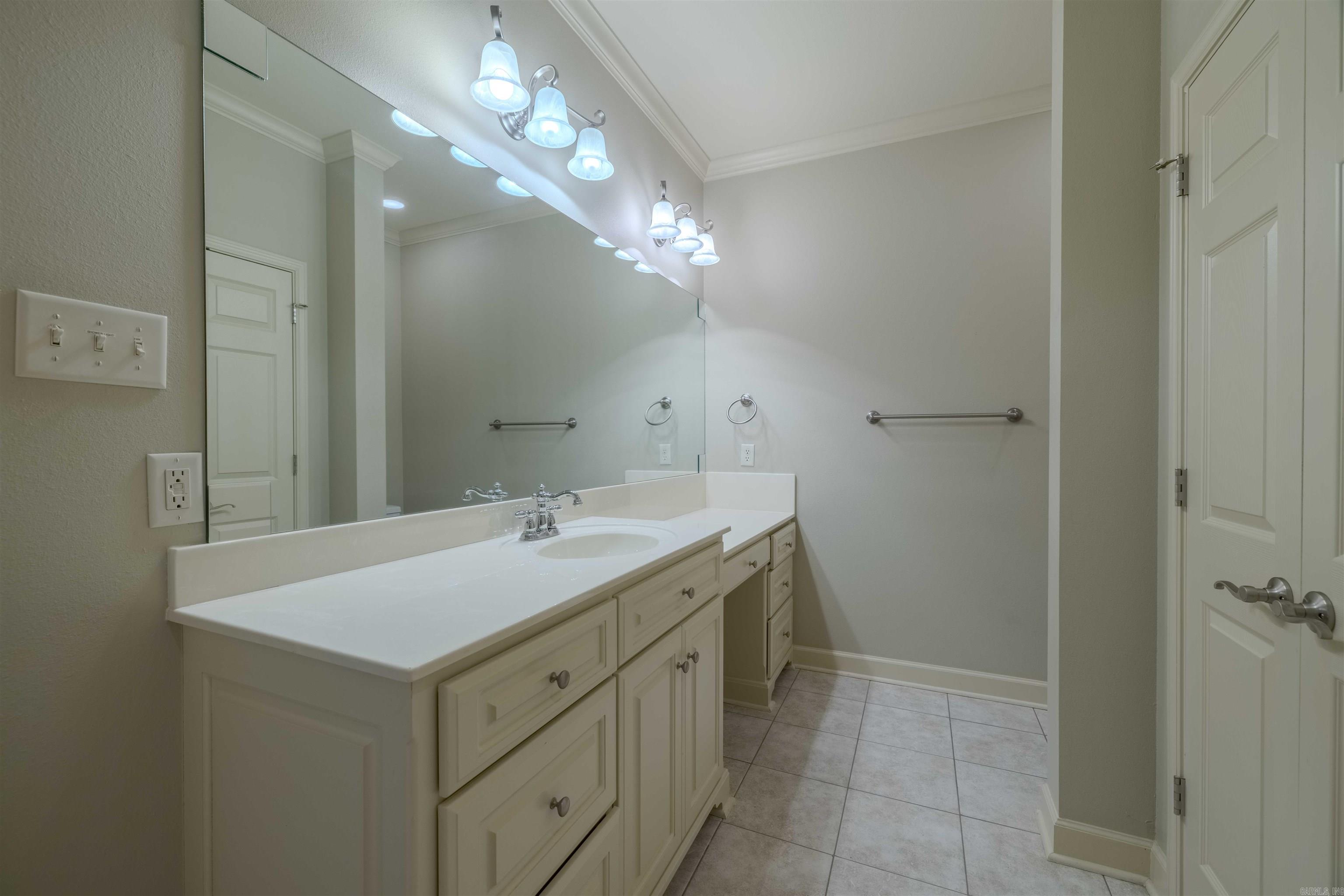 901 Stagecoach Village  Little Rock, AR