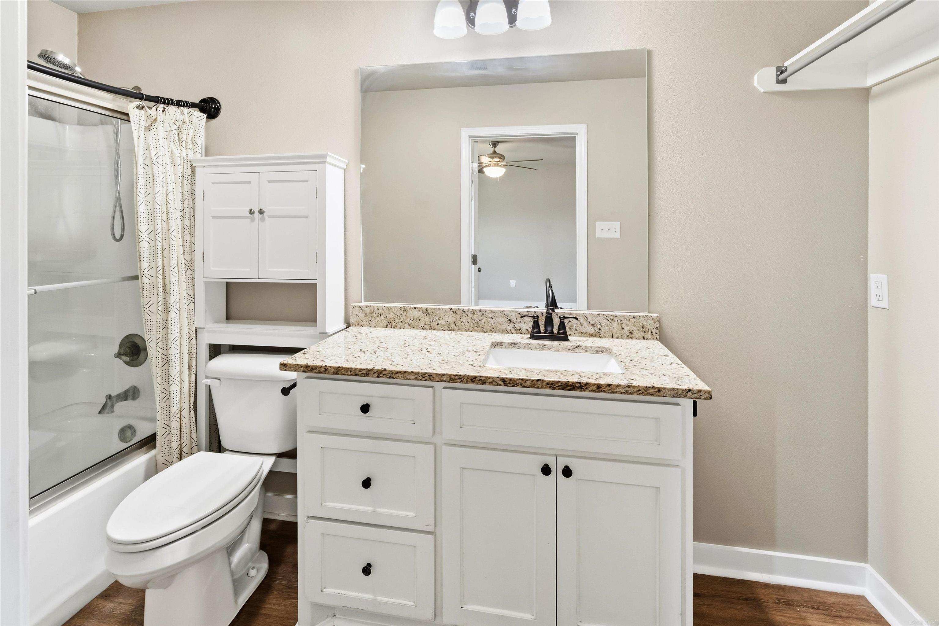 760 Gravel Hill  Romance, AR