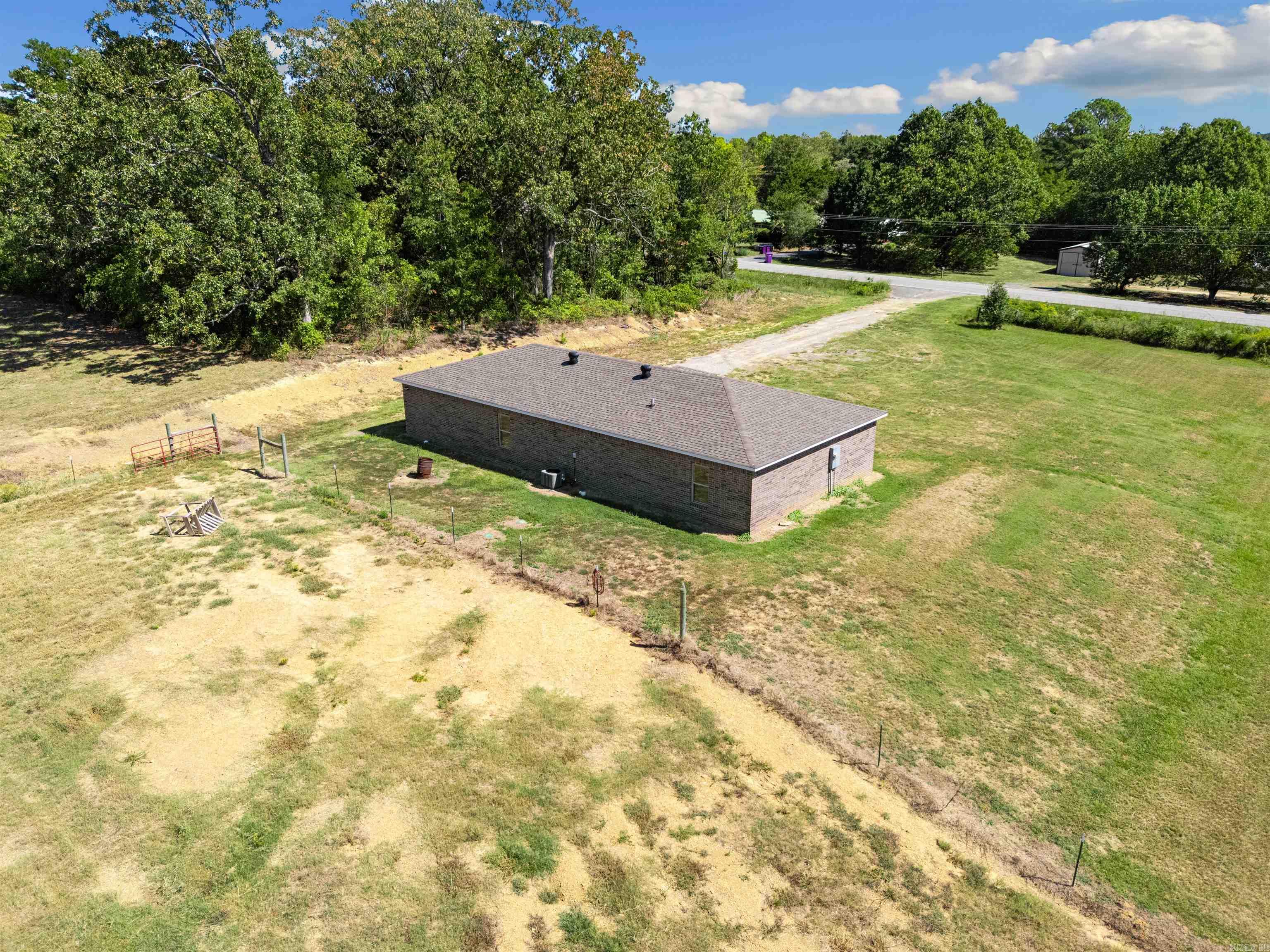 760 Gravel Hill  Romance, AR