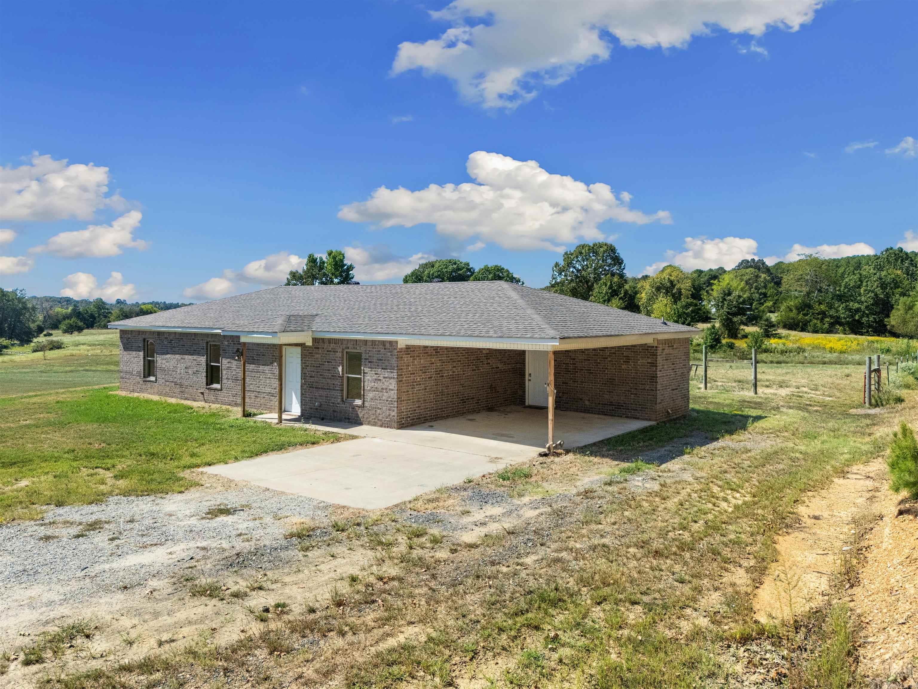 760 Gravel Hill Road — photo 3