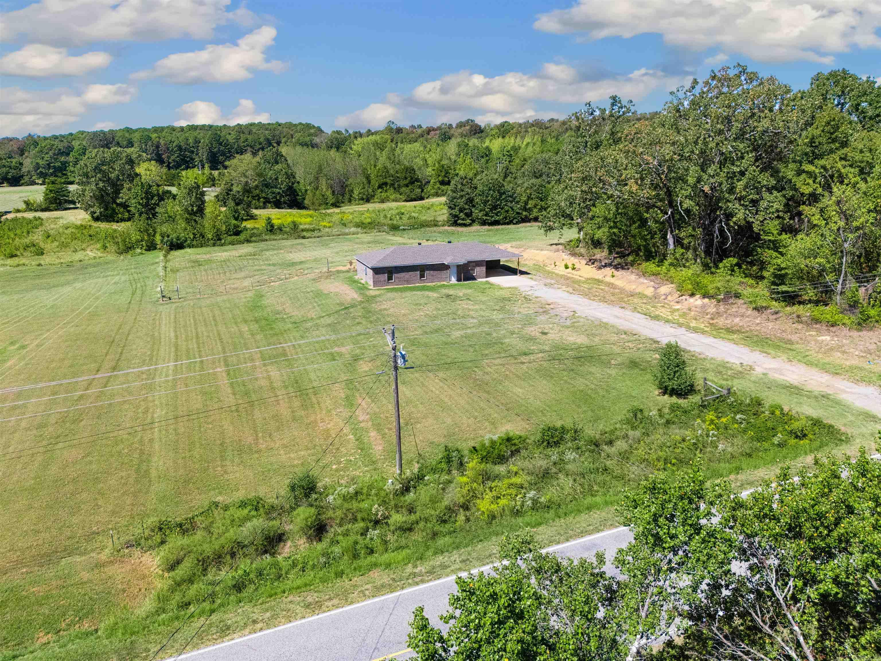 760 Gravel Hill  Romance, AR