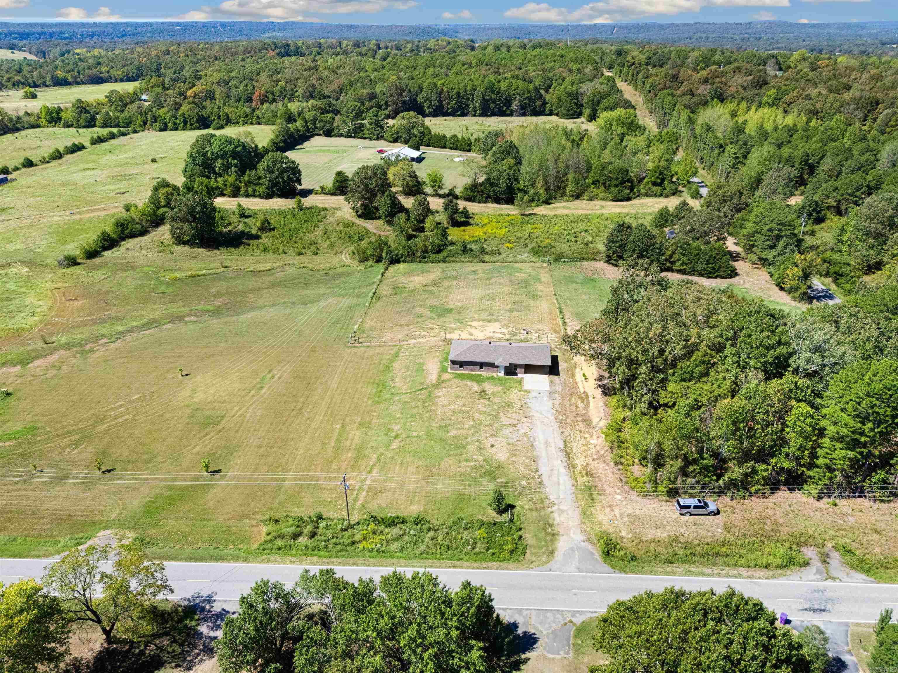 760 Gravel Hill  Romance, AR