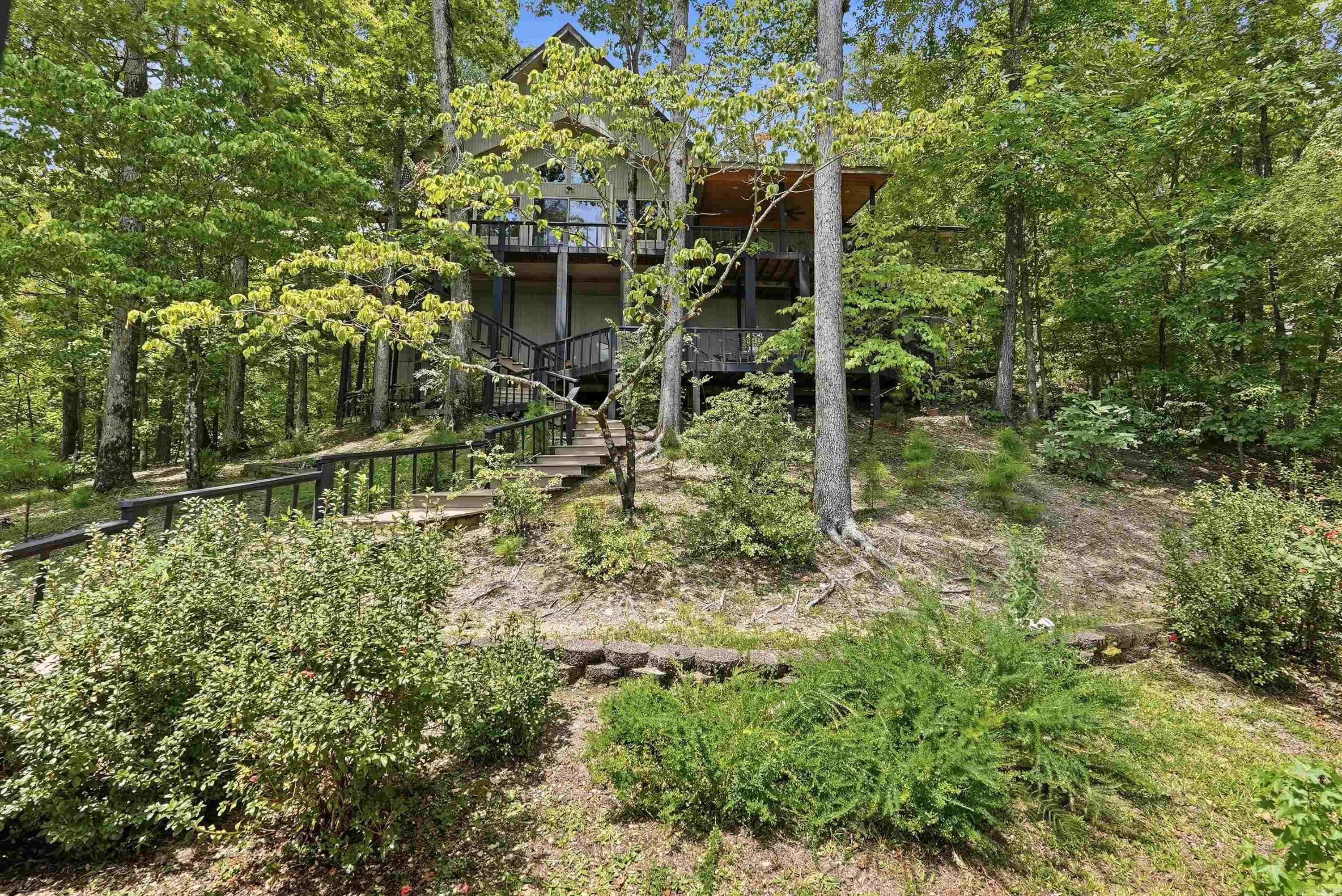 4 Ligadura Lane Hot Springs Village, AR 71909