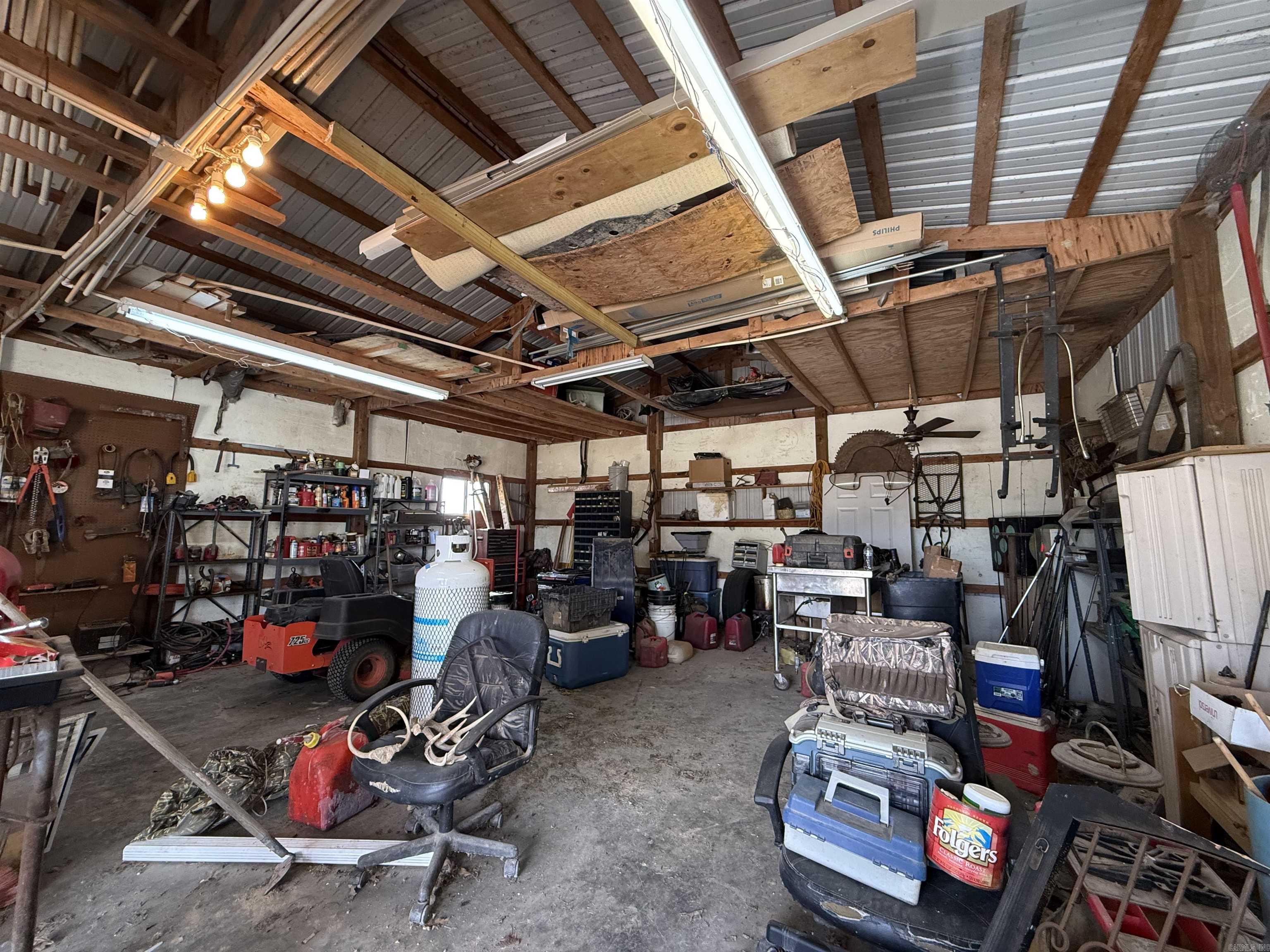 317 County road 104  Hickory Ridge, AR