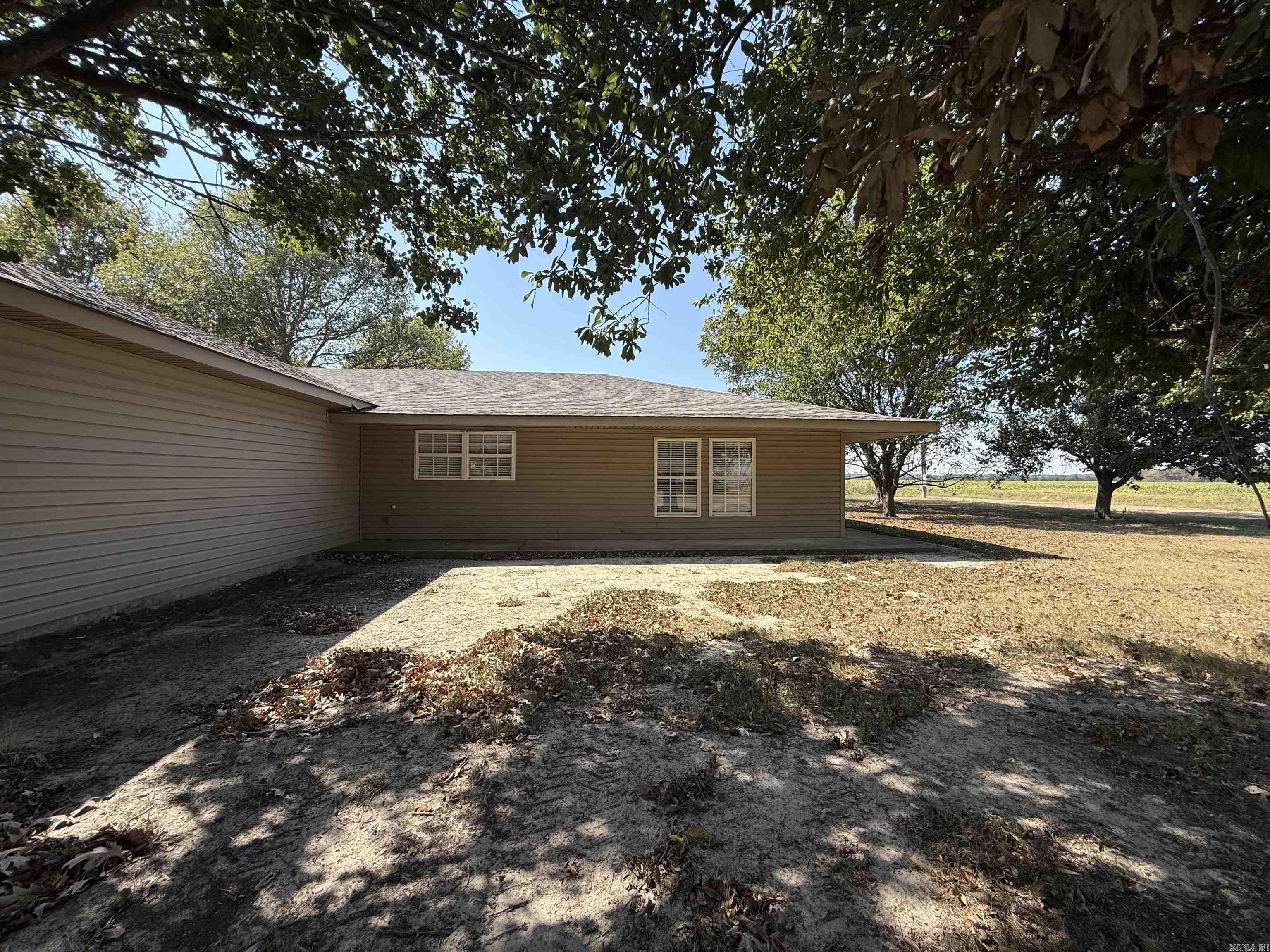 317 County road 104  Hickory Ridge, AR