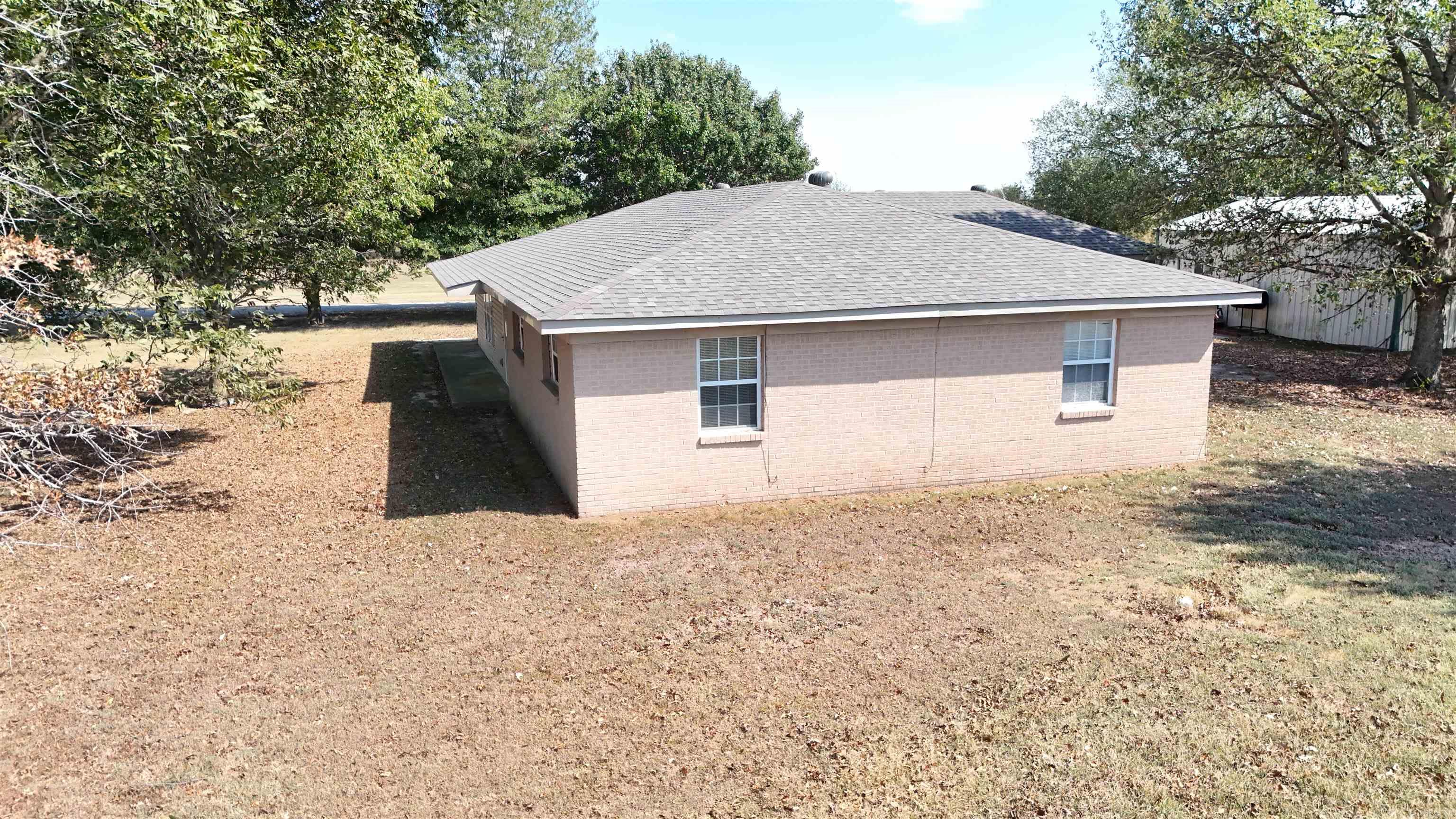 317 County road 104  Hickory Ridge, AR