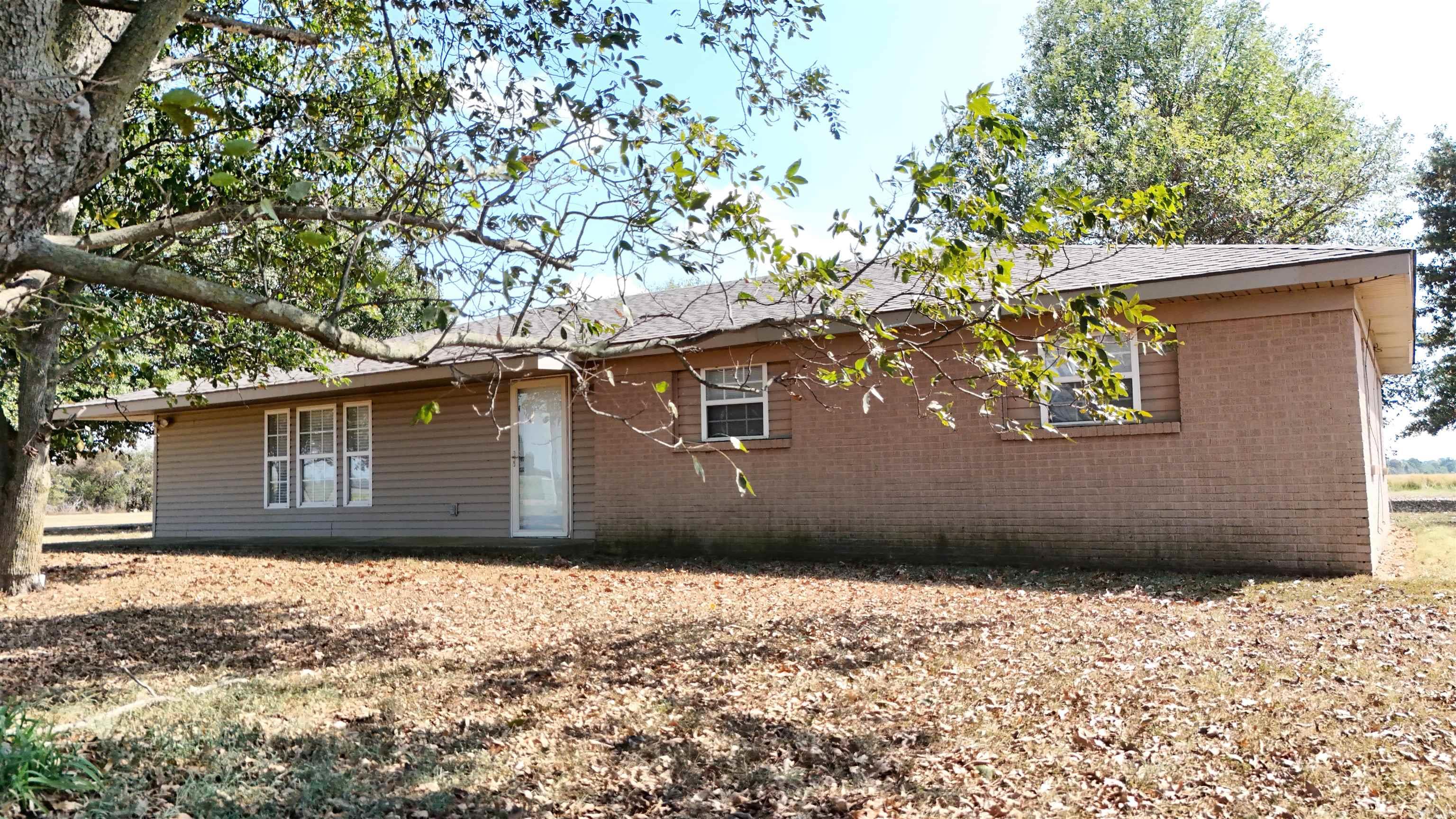 317 County road 104  Hickory Ridge, AR