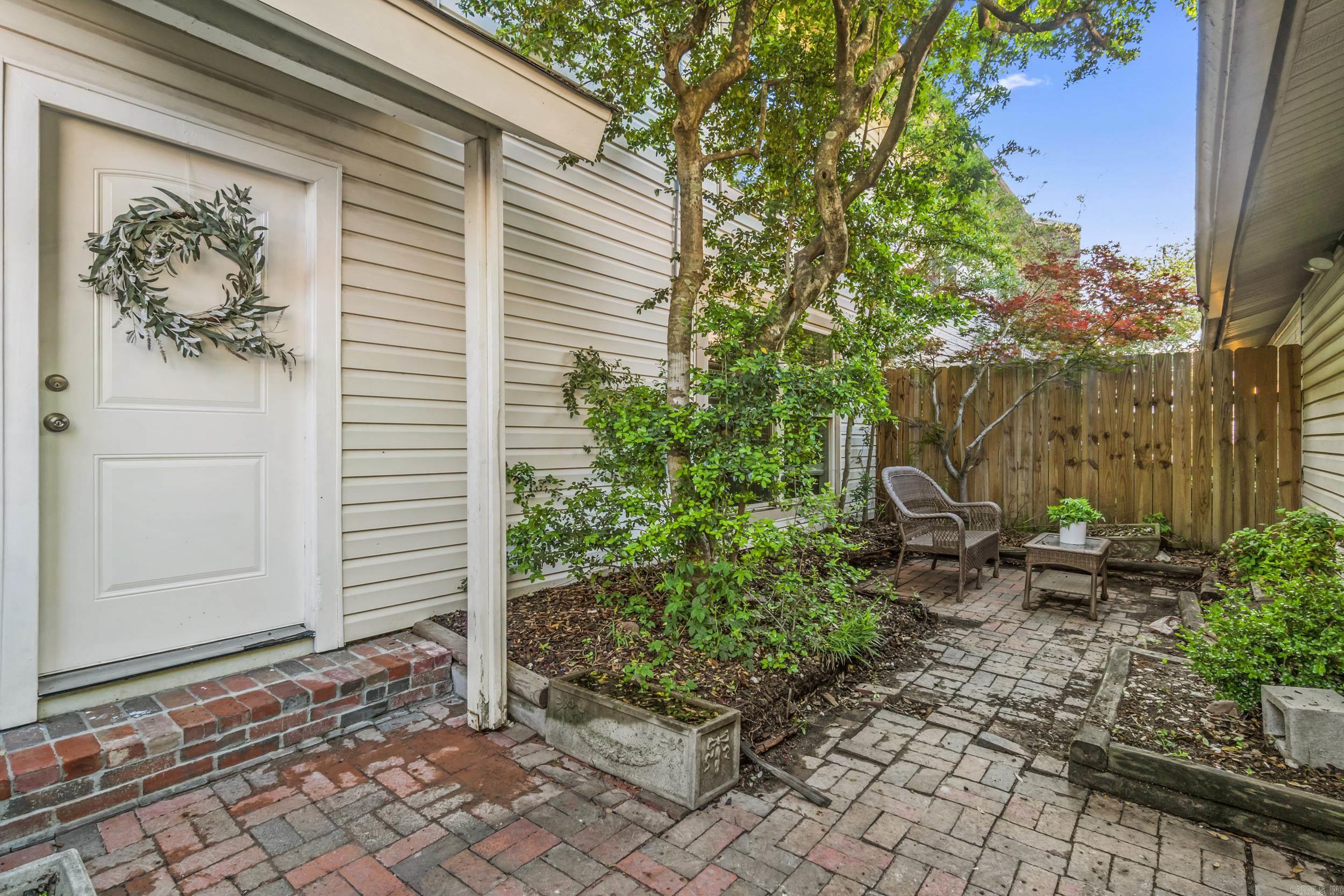 22 Wickford Lane — photo 2