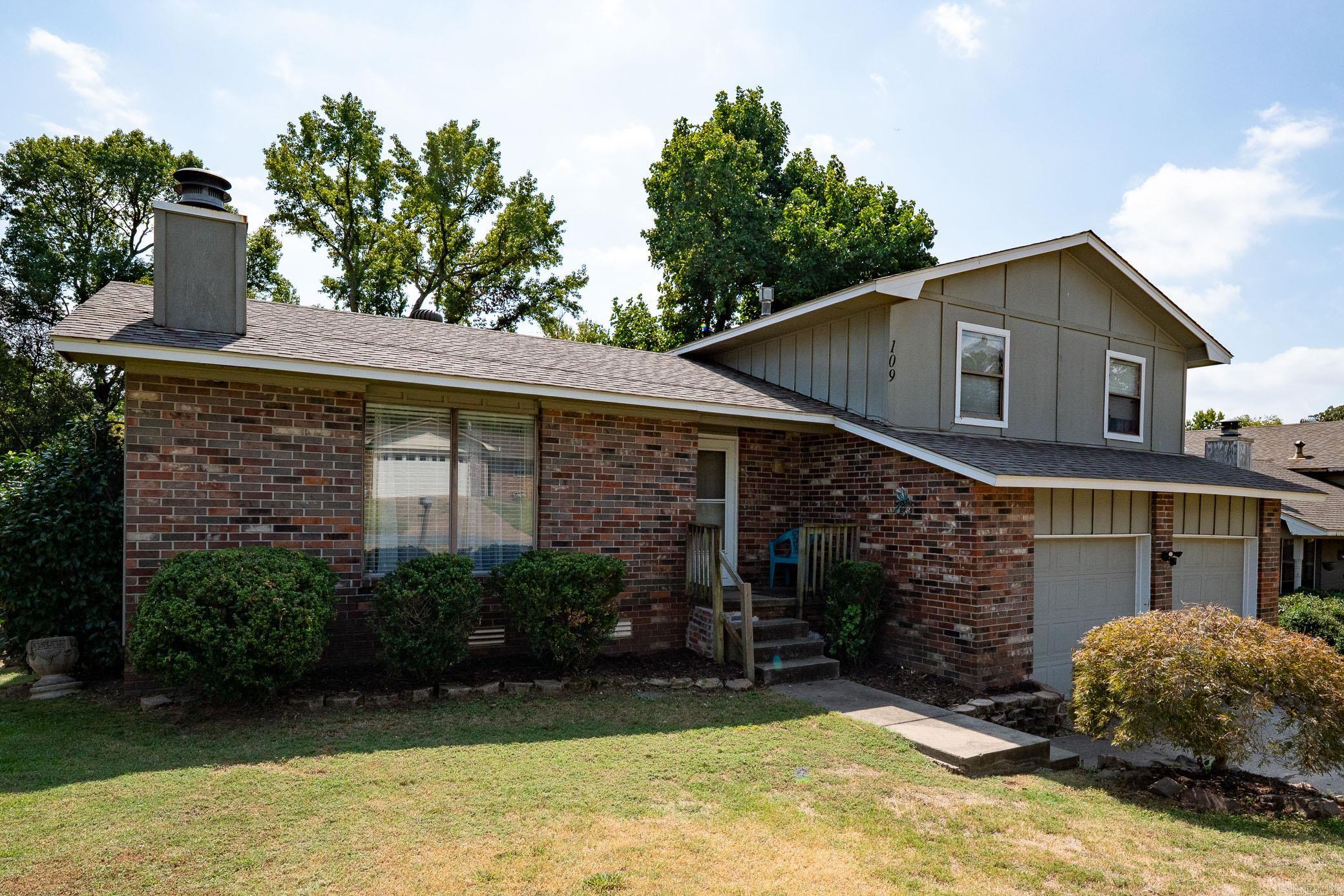 109 Robin Glen Drives — photo 3