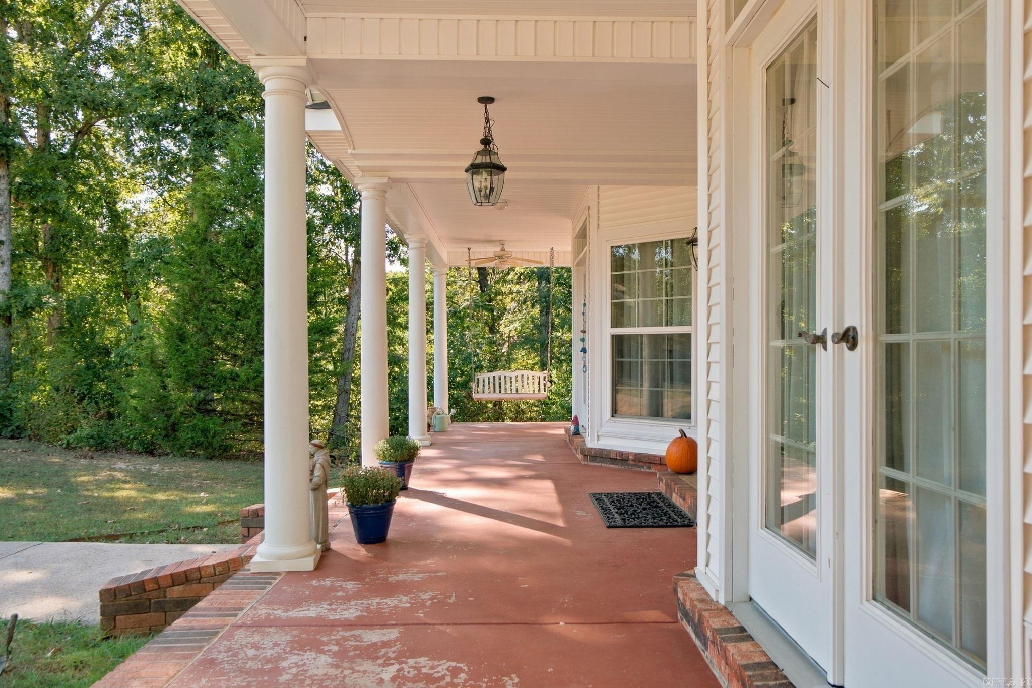 2010 Blue Ribbon Circle Benton, AR 72019