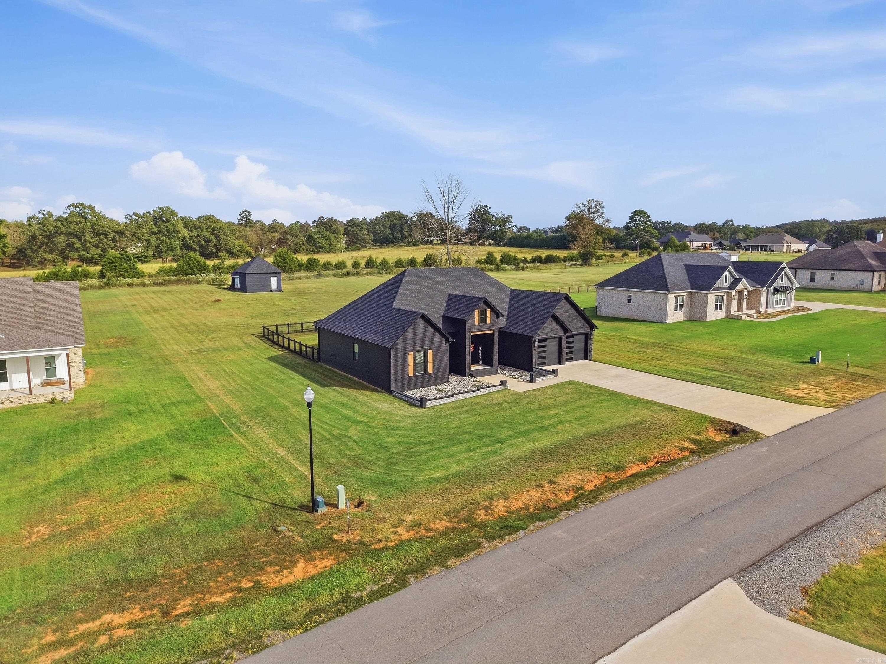 29 republican valley  Greenbrier, AR