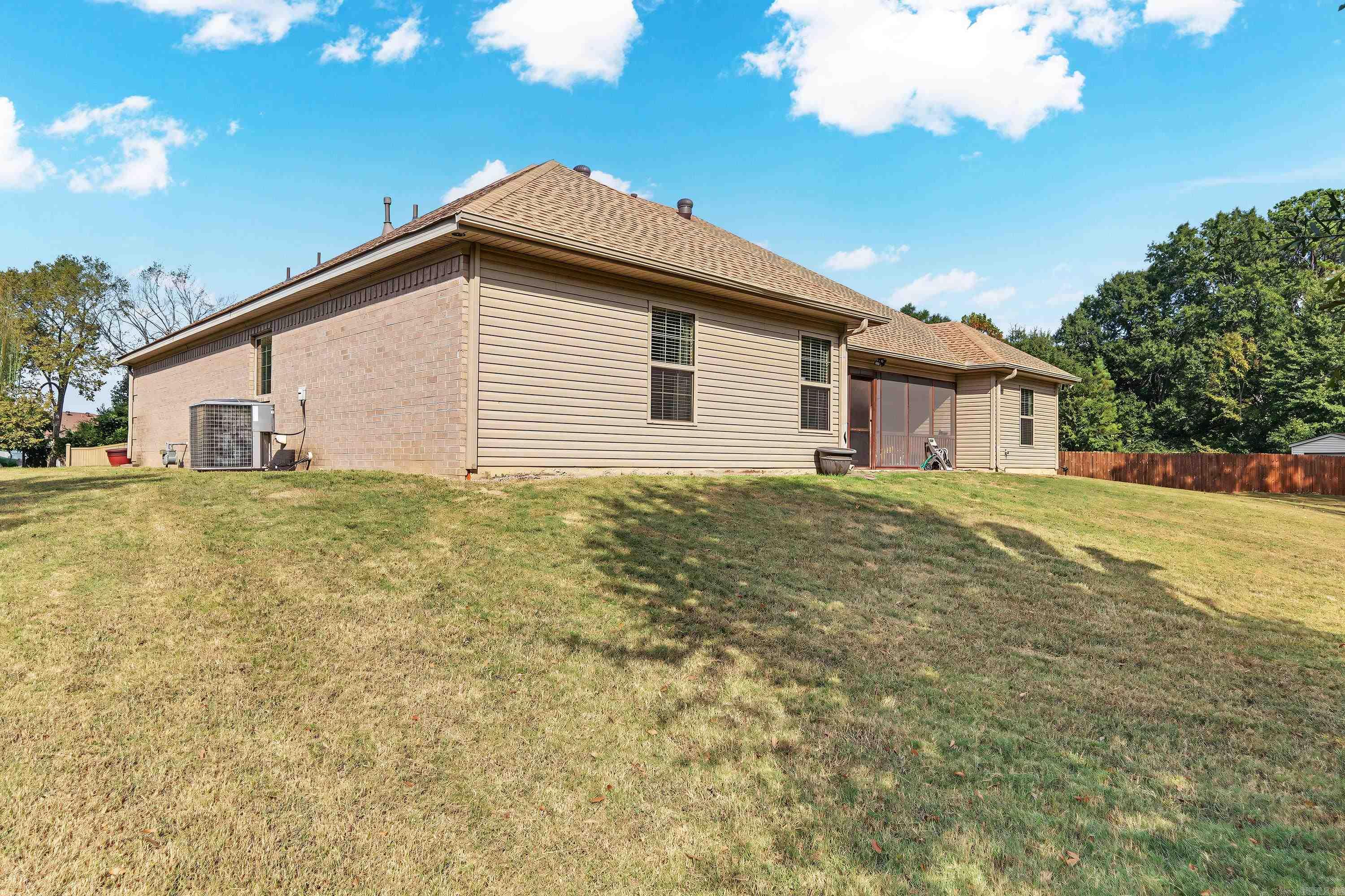 5312 Charles  Bryant, AR