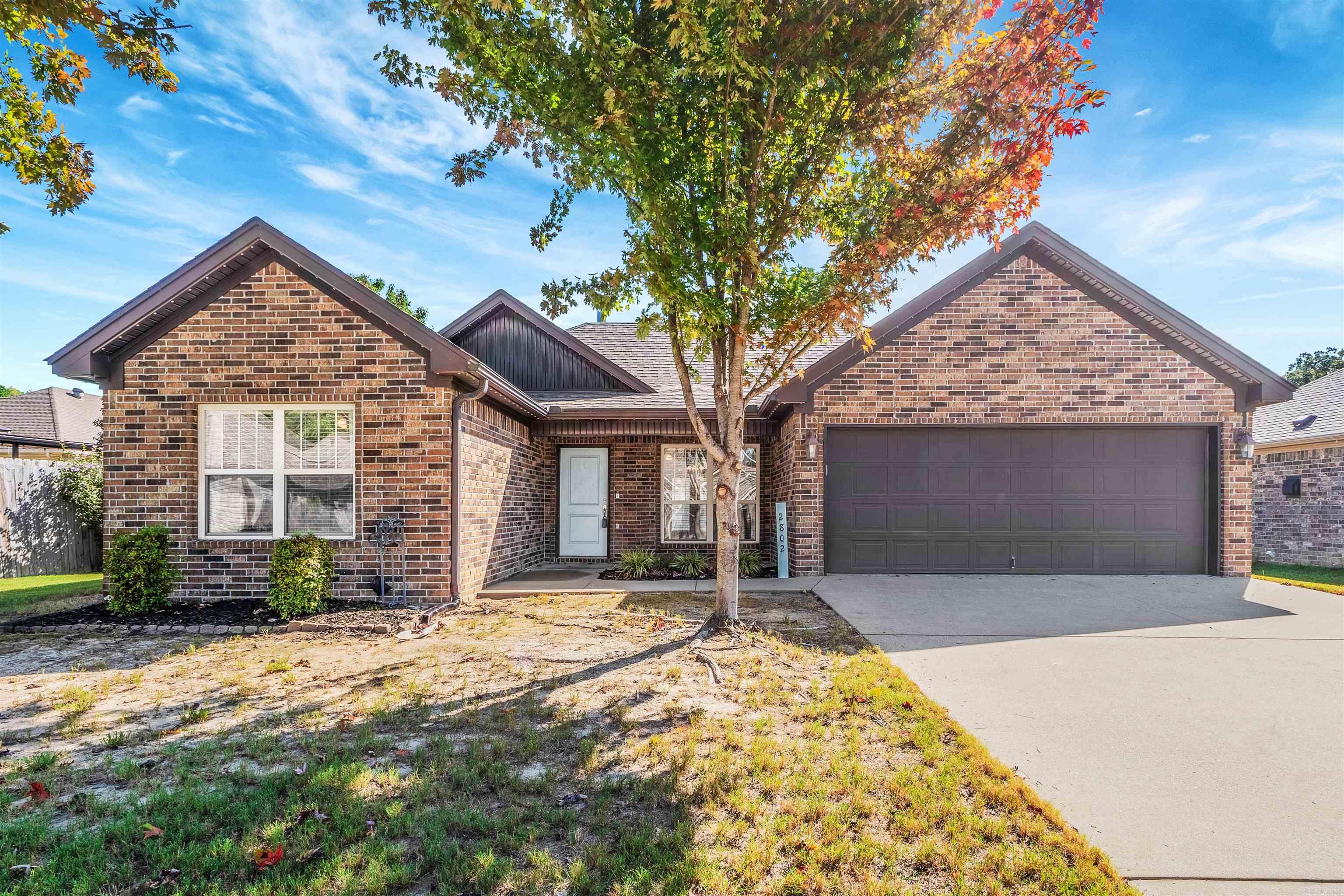 2802 Roset Lane — exterior