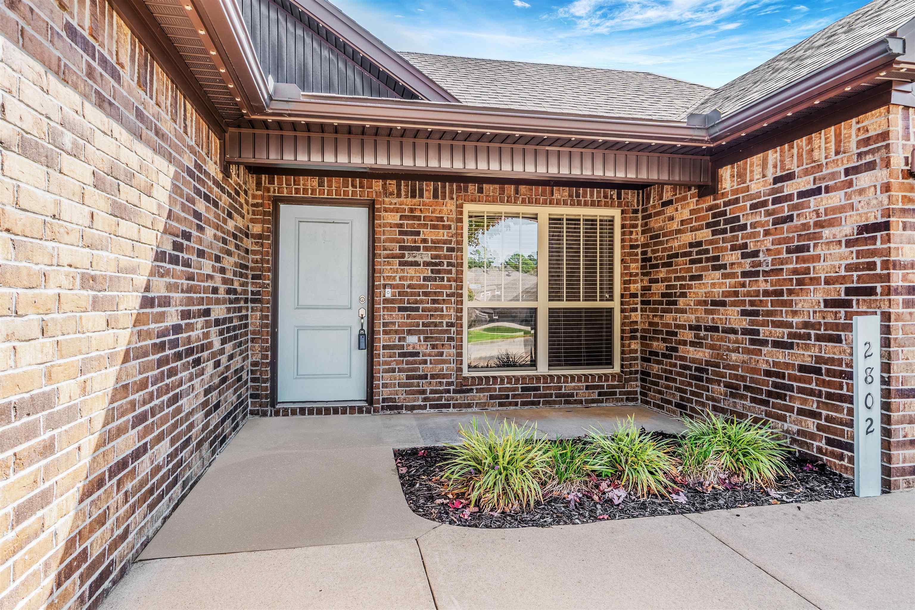 2802 Roset Lane — photo 3