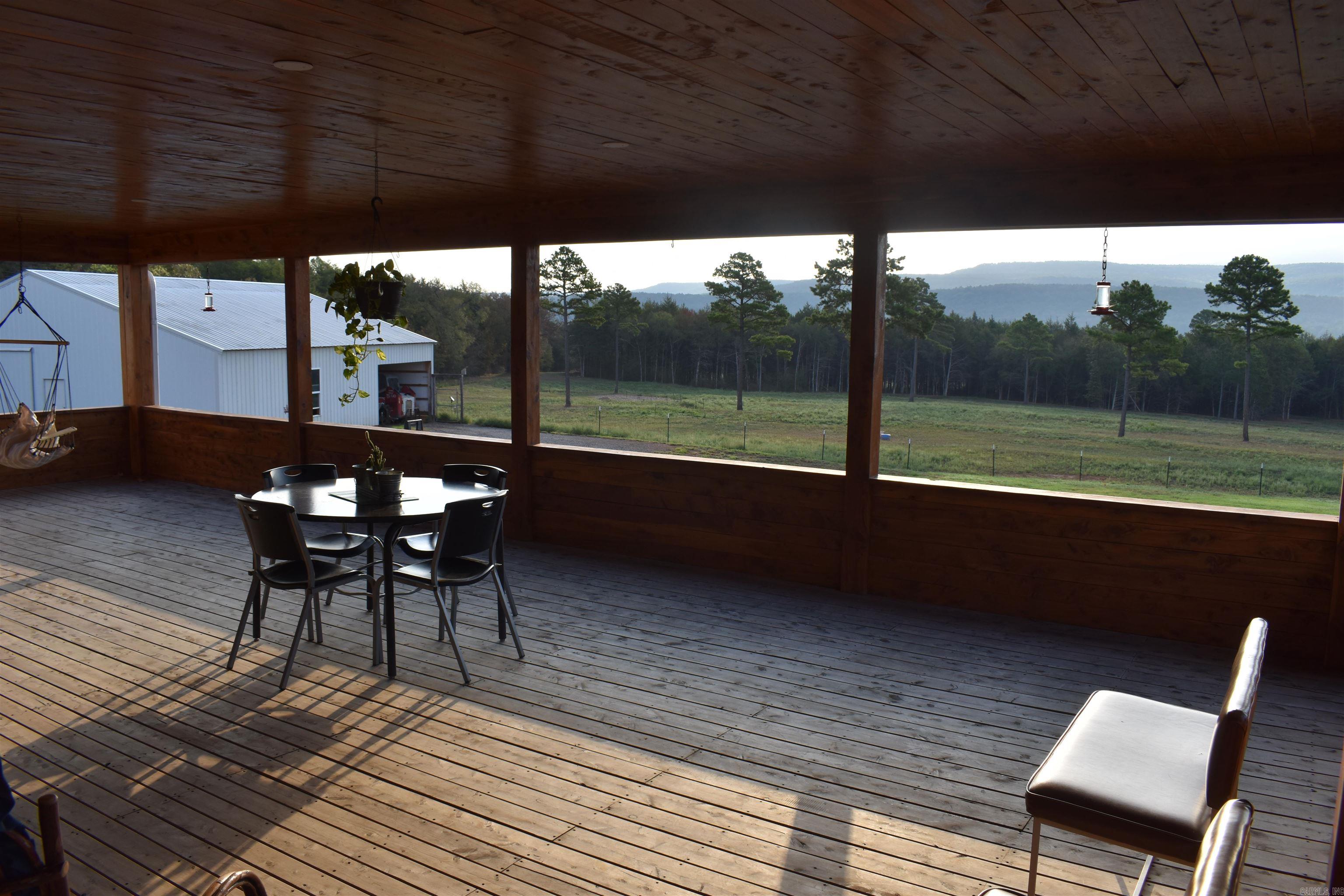 1571 Coleman RD  Magazine, AR