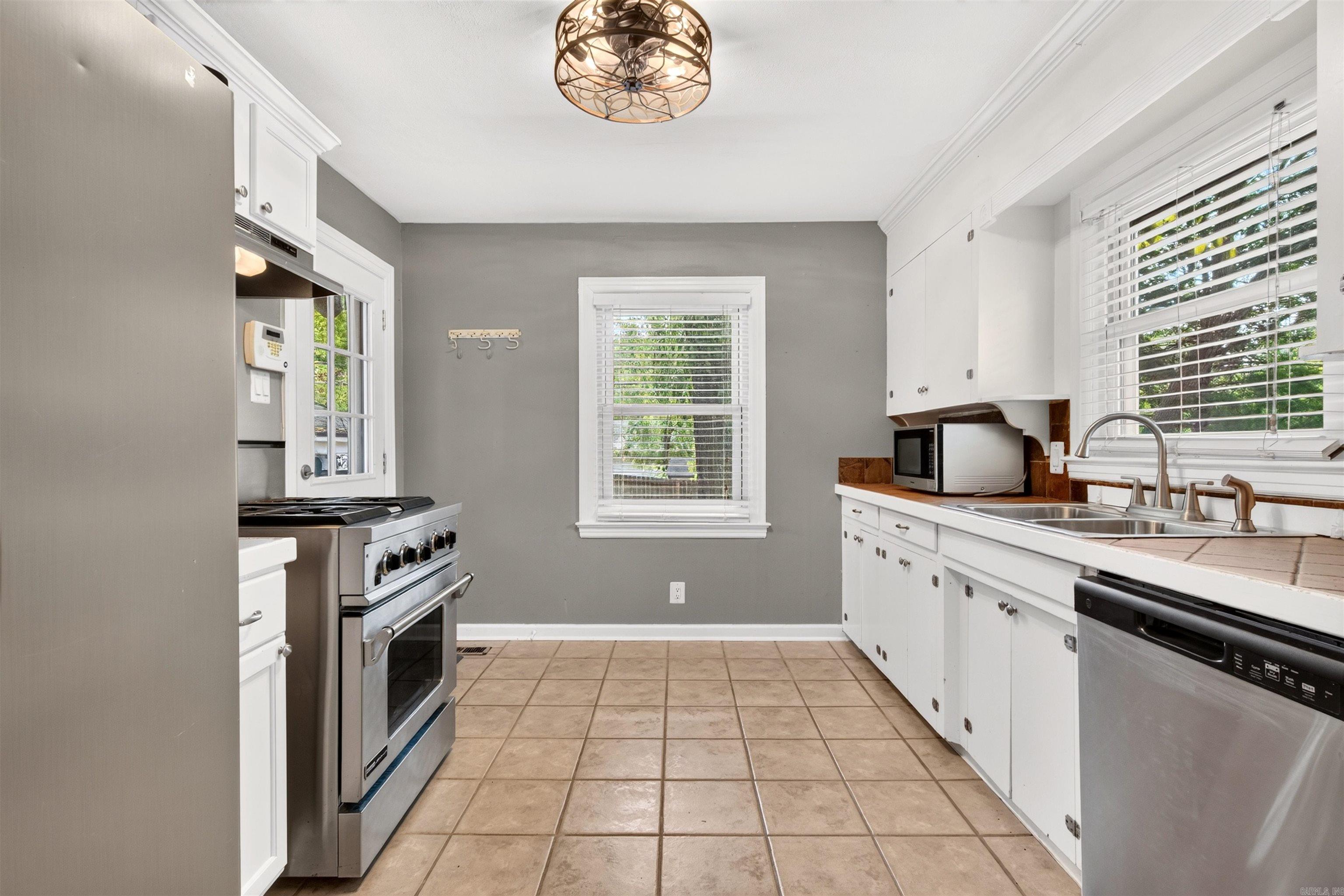 2504 Blackwood  Little Rock, AR