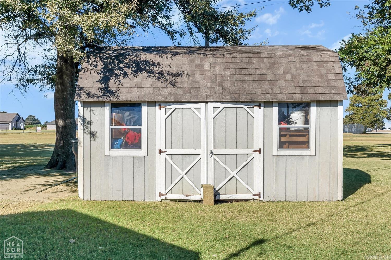 123 Dennis  Lake City, AR