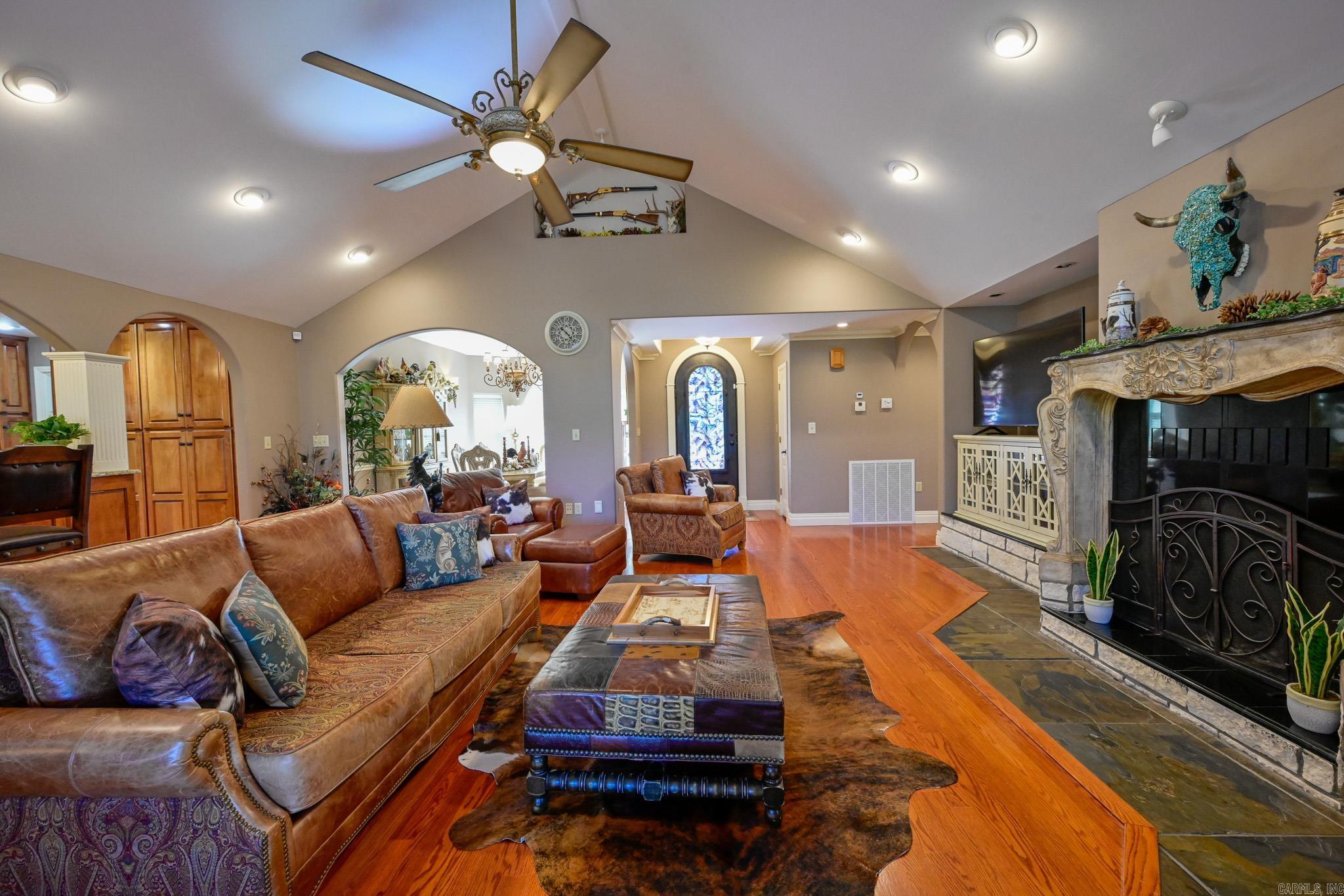 344 E Hwy 375 Mena, AR 71953