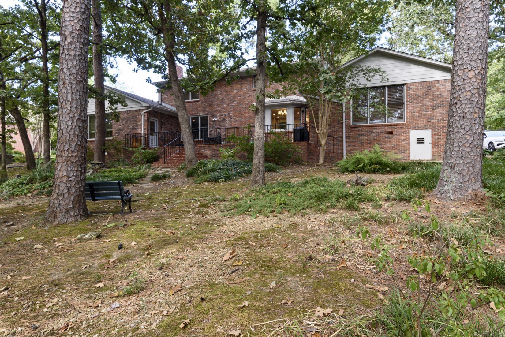 3 Oakmont Court Little Rock, AR 72212