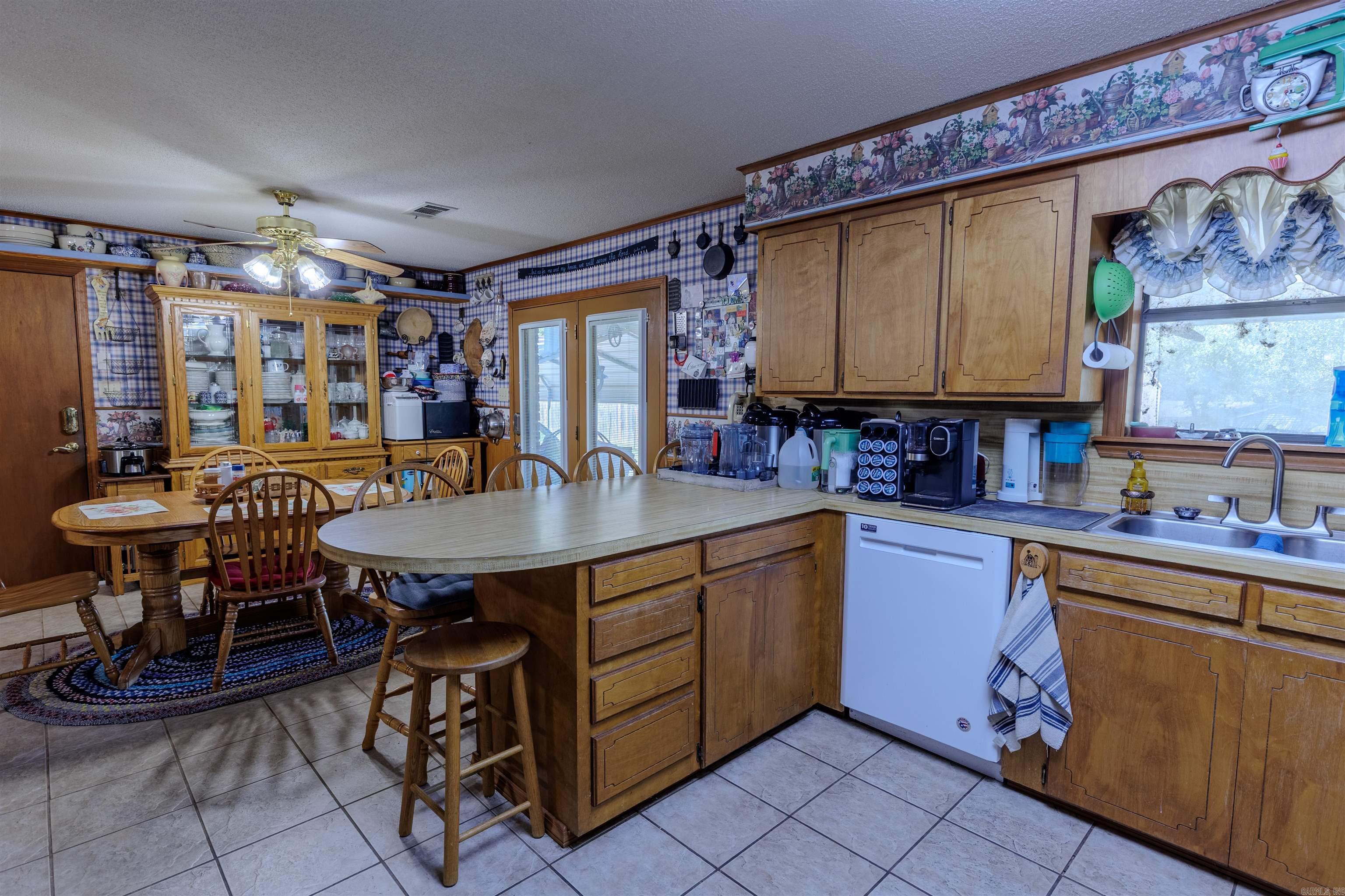 137 Highway 300  Perryville, AR