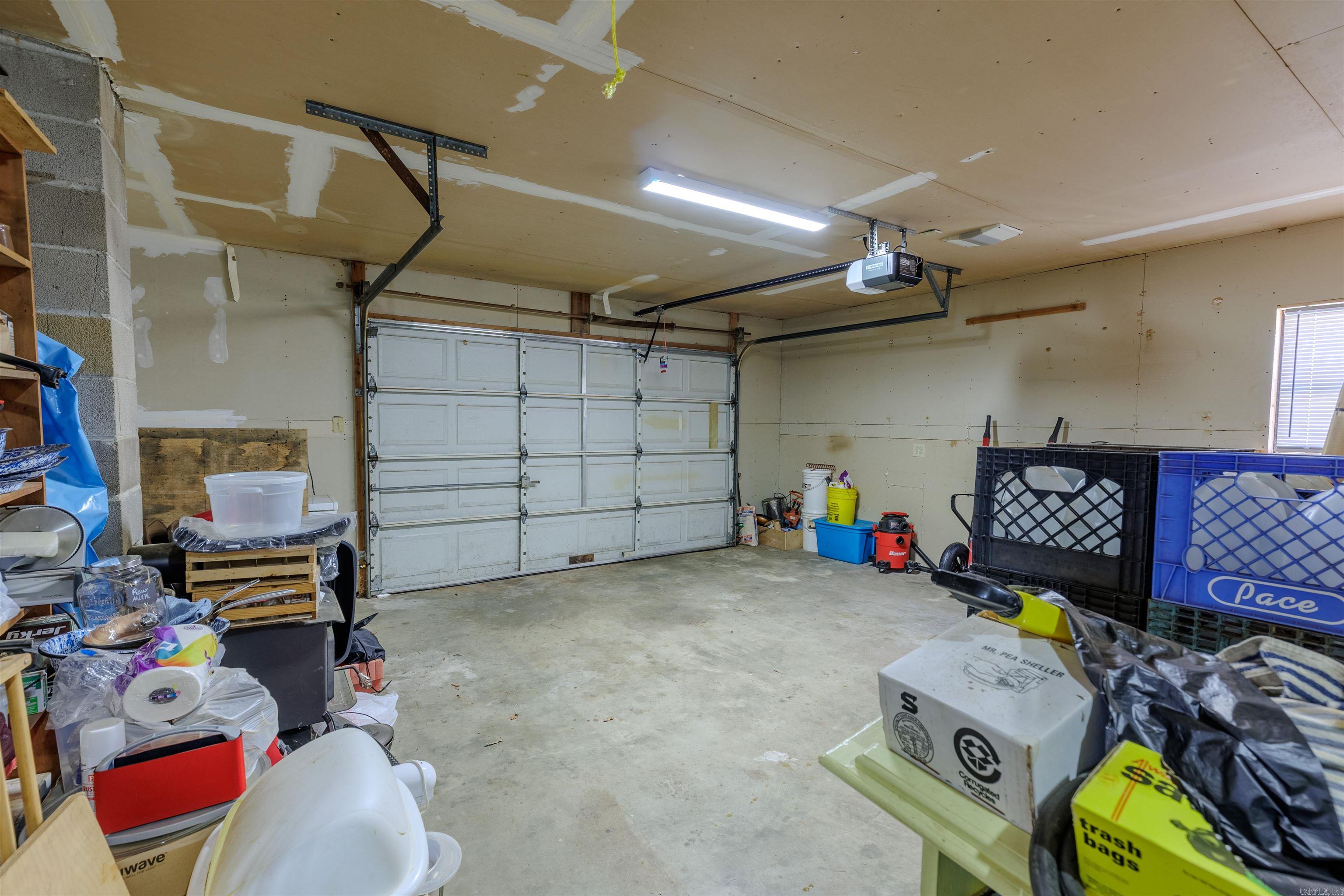 137 Highway 300  Perryville, AR