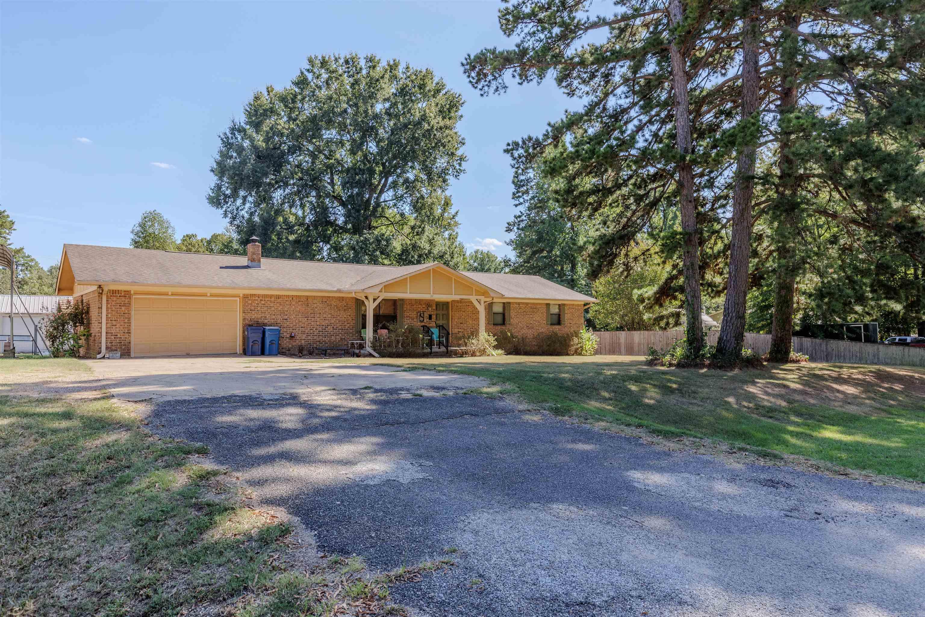 137 Highway 300  Perryville, AR