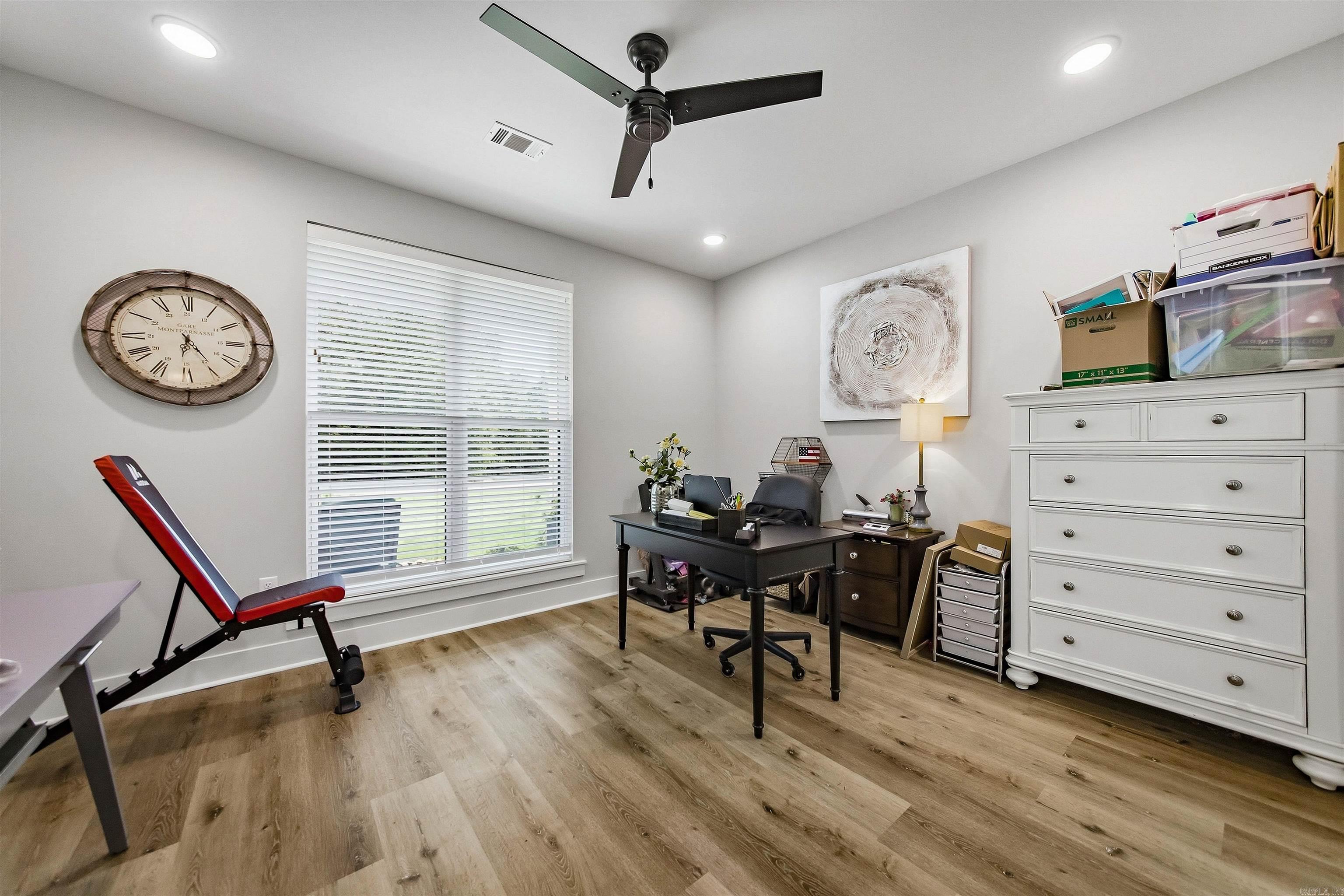 6 Emerald Ln. Greers Ferry, AR 72067