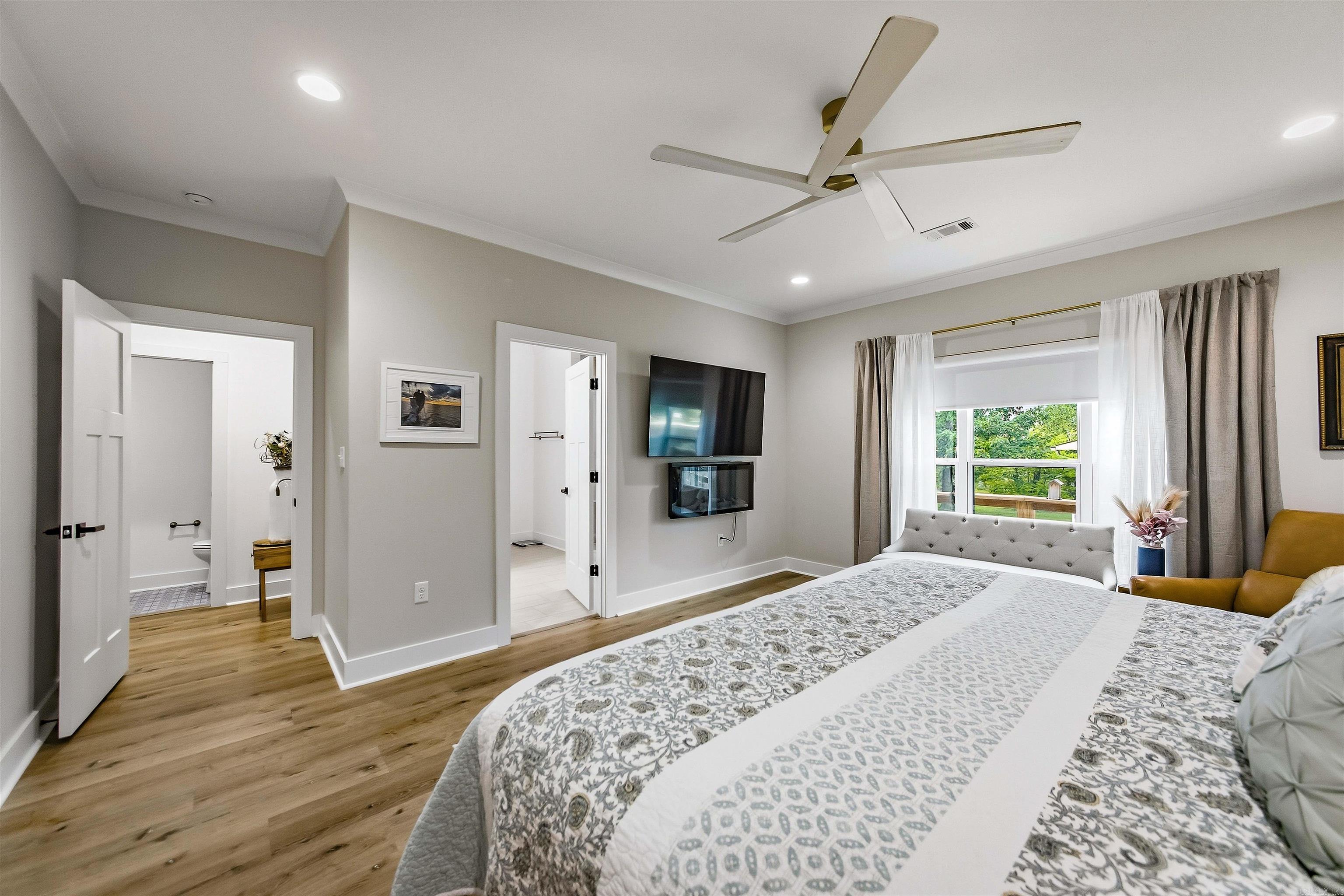 6 Emerald Ln. Greers Ferry, AR 72067