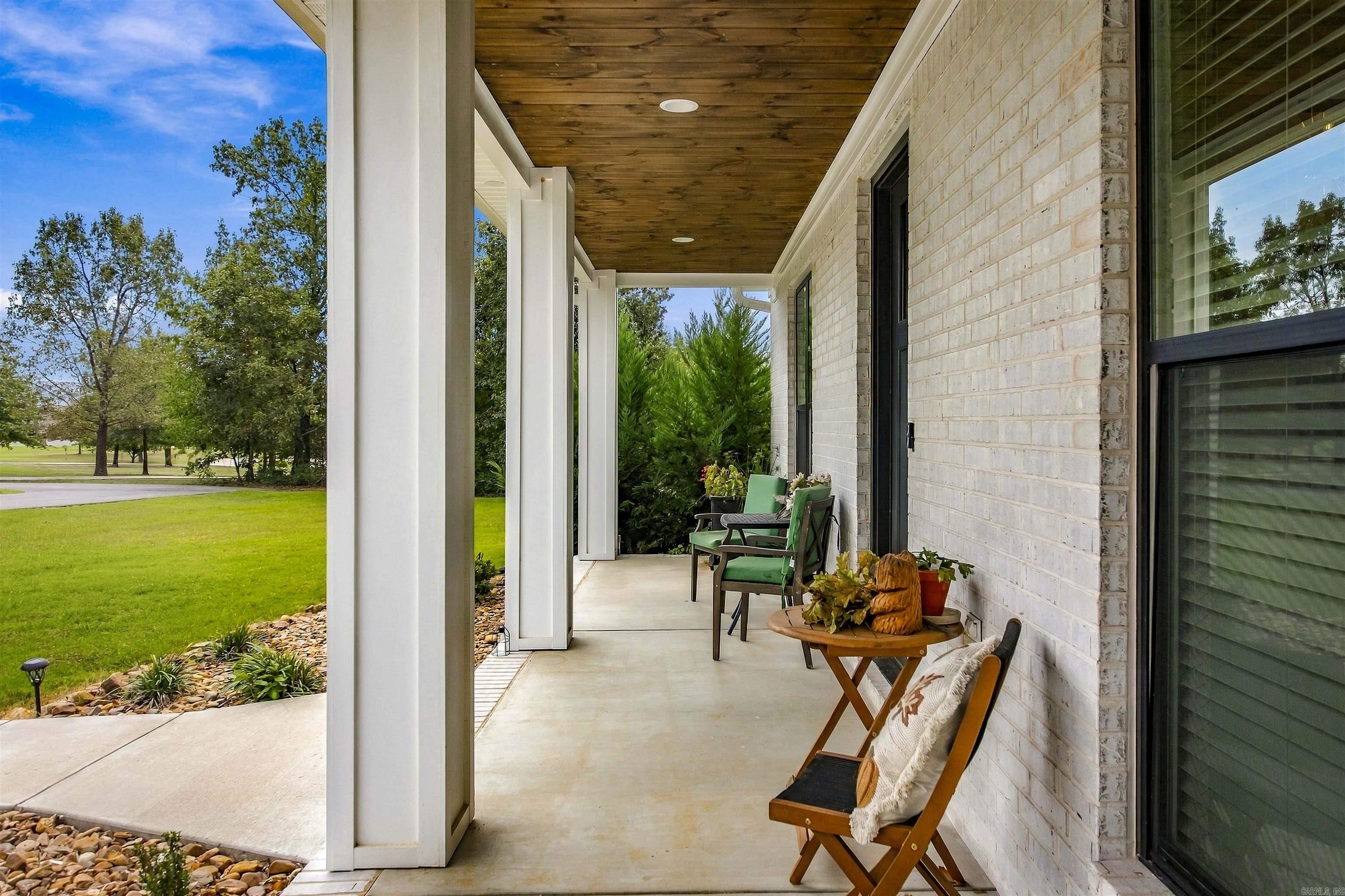 6 Emerald Ln. Greers Ferry, AR 72067
