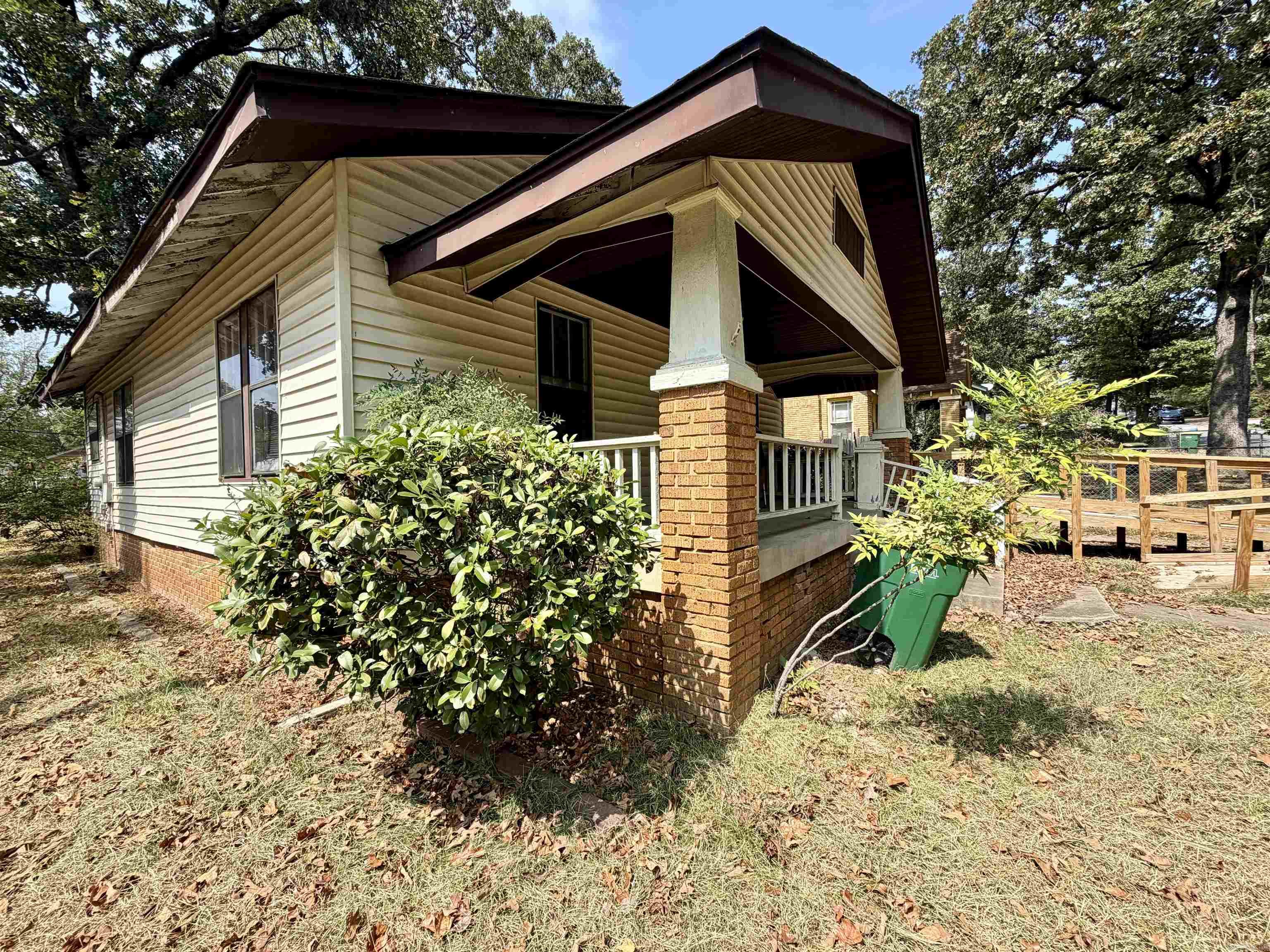 2124 S Valentine  Little Rock, AR