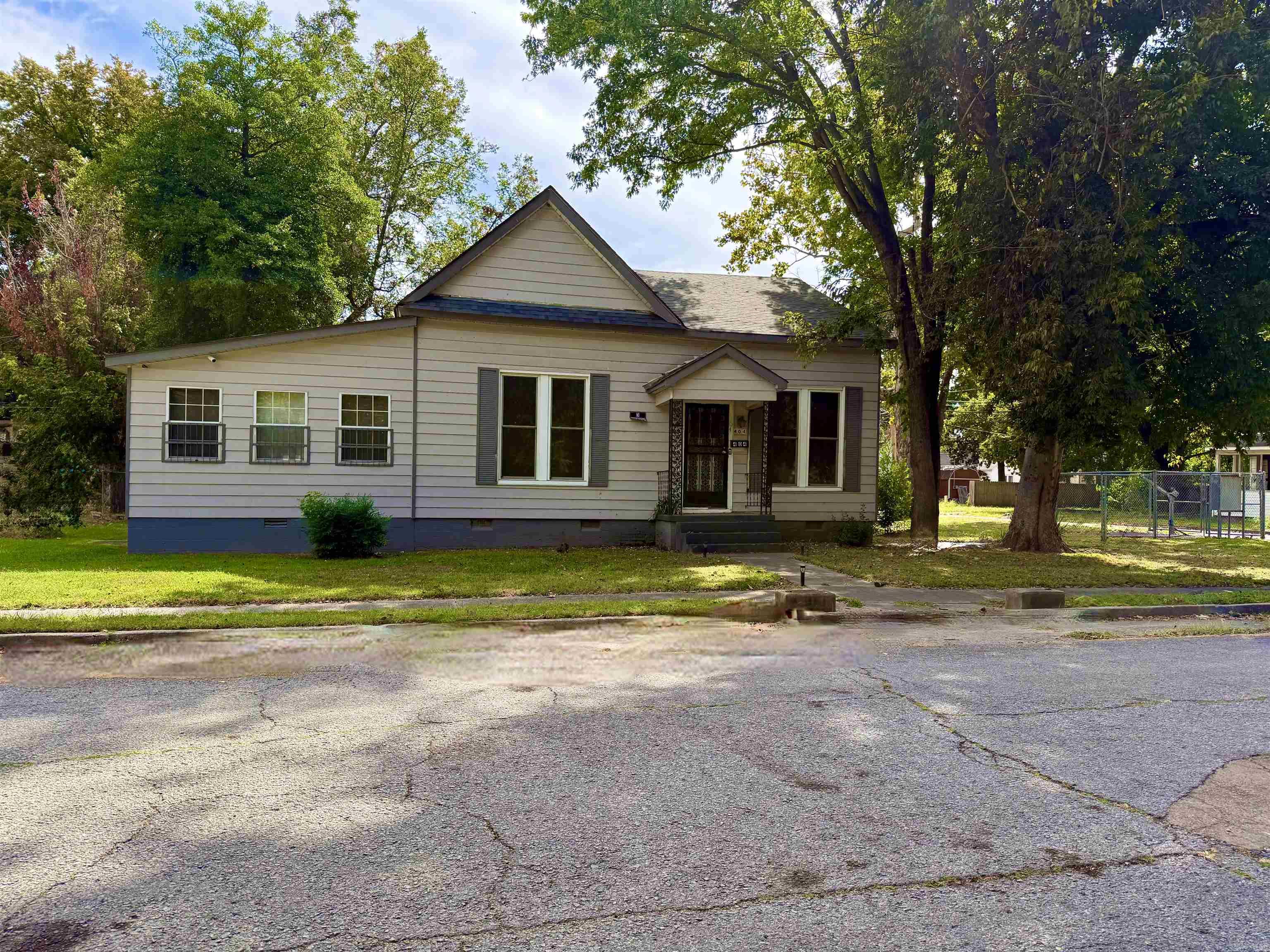 404 E Johnson  Osceola, AR