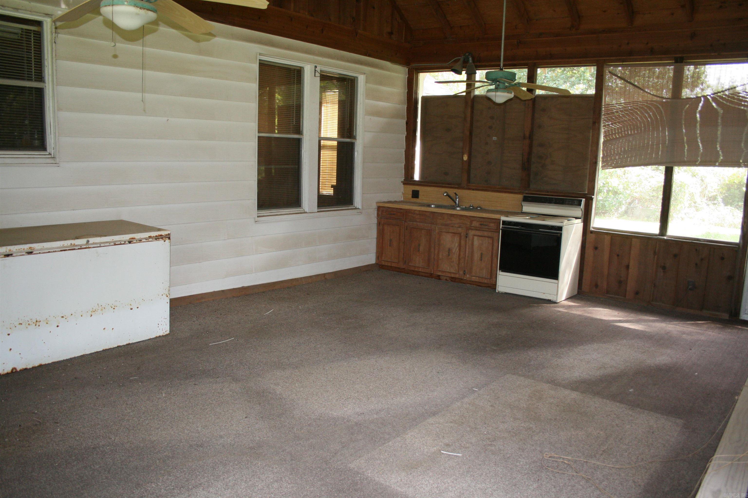 4670 Hwy. 8  Parkdale, AR