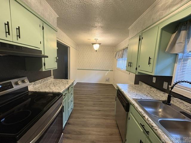 7004 Nell  Pine Bluff, AR