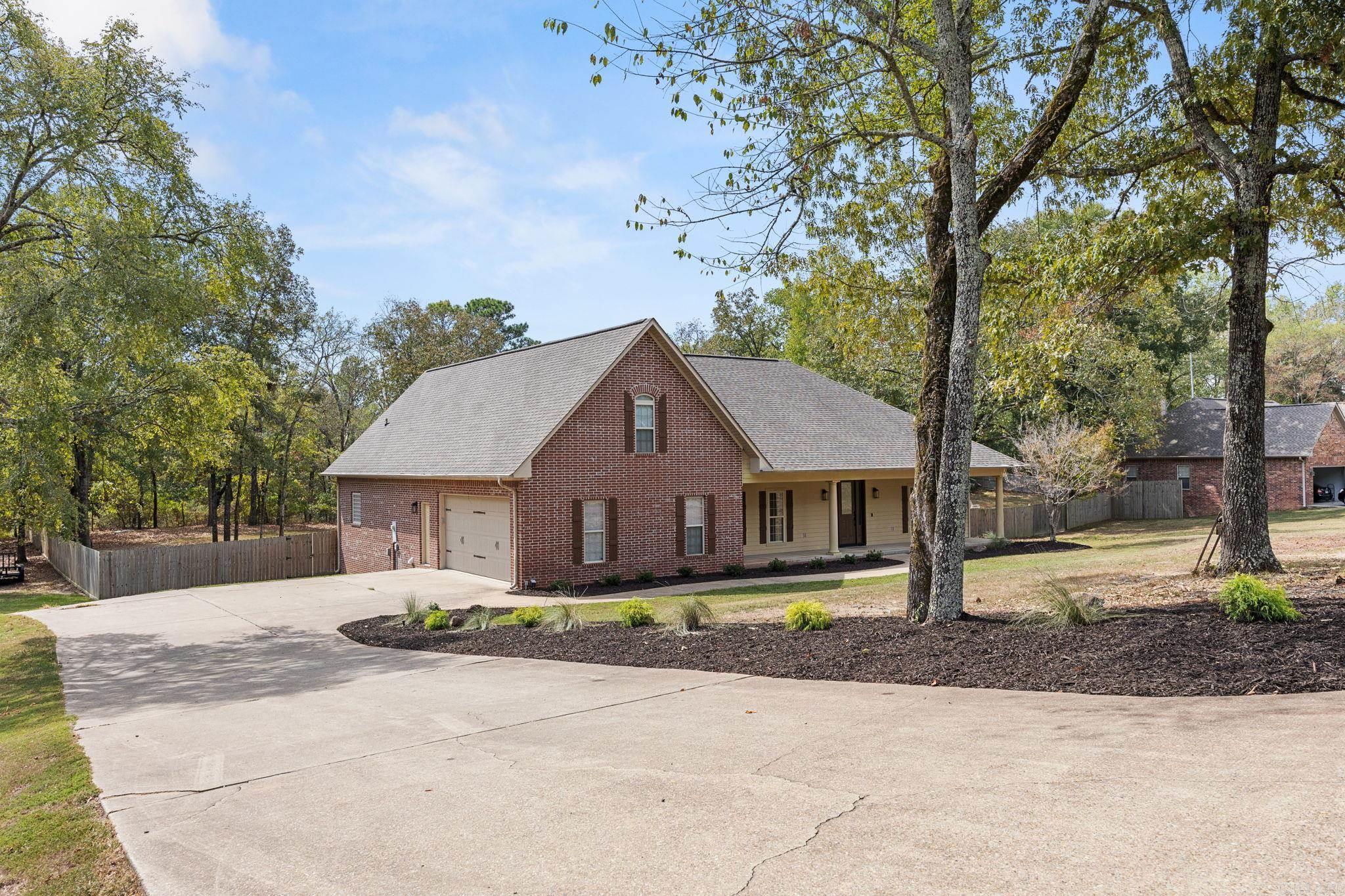 170 Parkway Square  Pearcy, AR