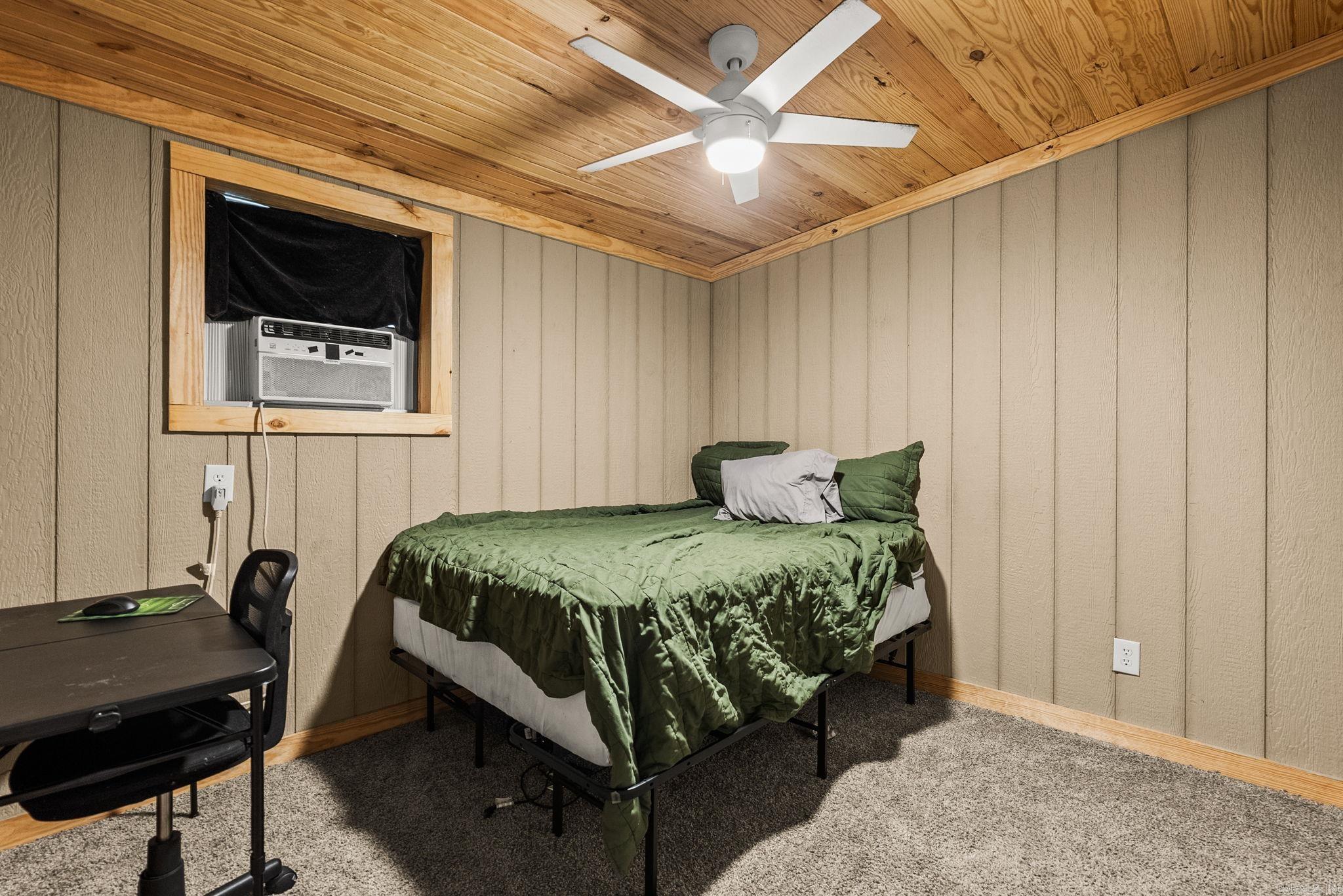 29 Piney Bigelow, AR 72016