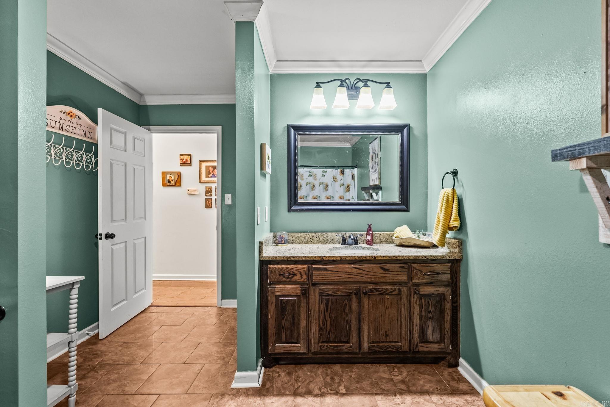 29 Piney Bigelow, AR 72016