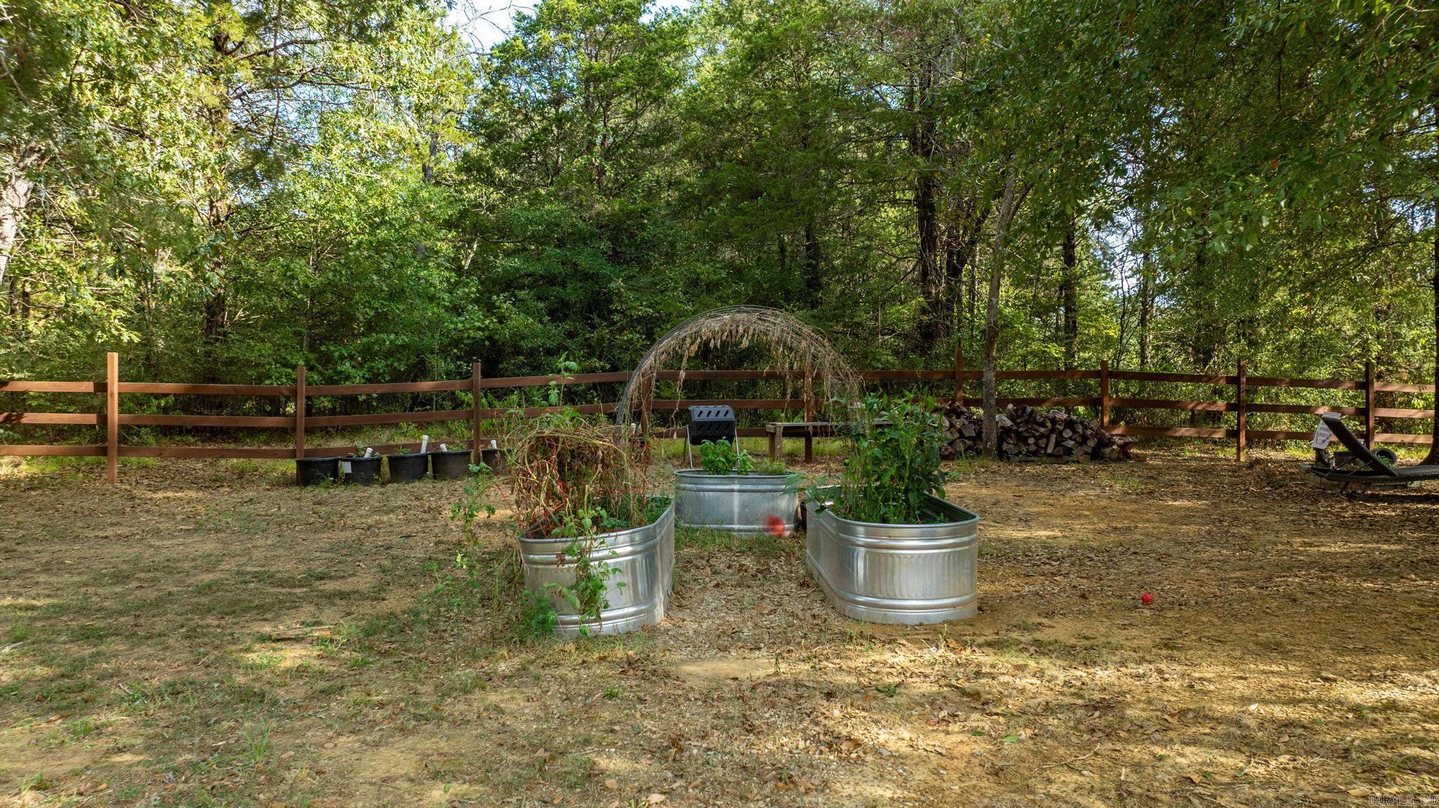 29 Piney Bigelow, AR 72016