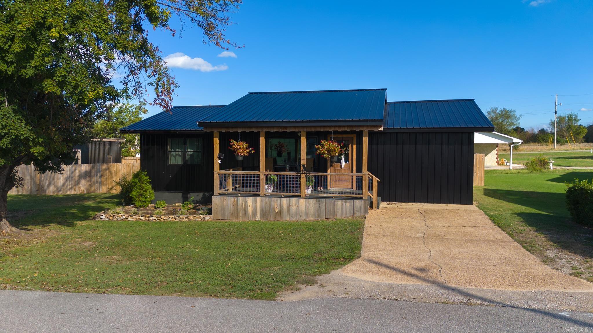 112  Dawn St.  Cave City, AR
