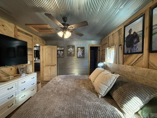 112 Dawn St.  Cave City, AR