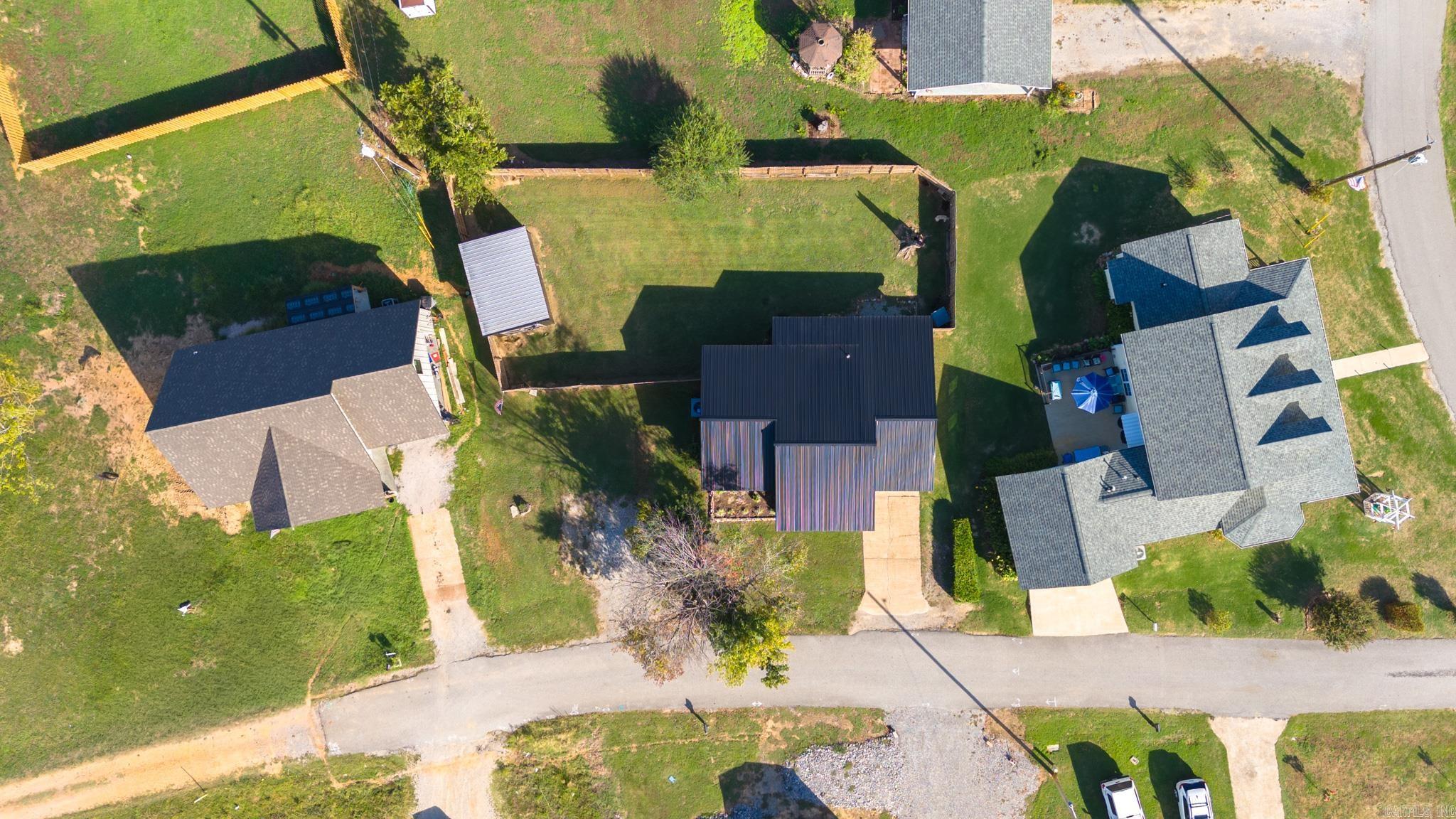 112 Dawn St.  Cave City, AR
