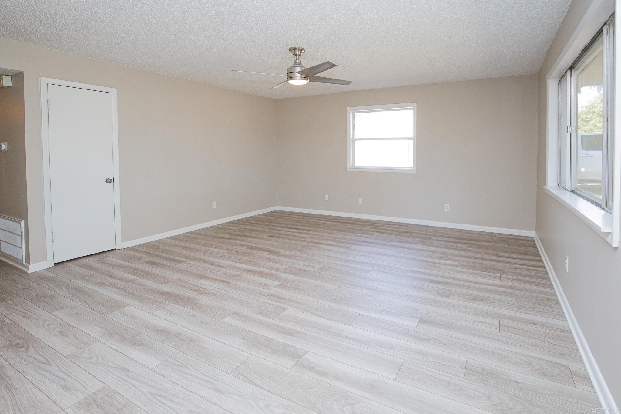 1005 W Vine  Sheridan, AR