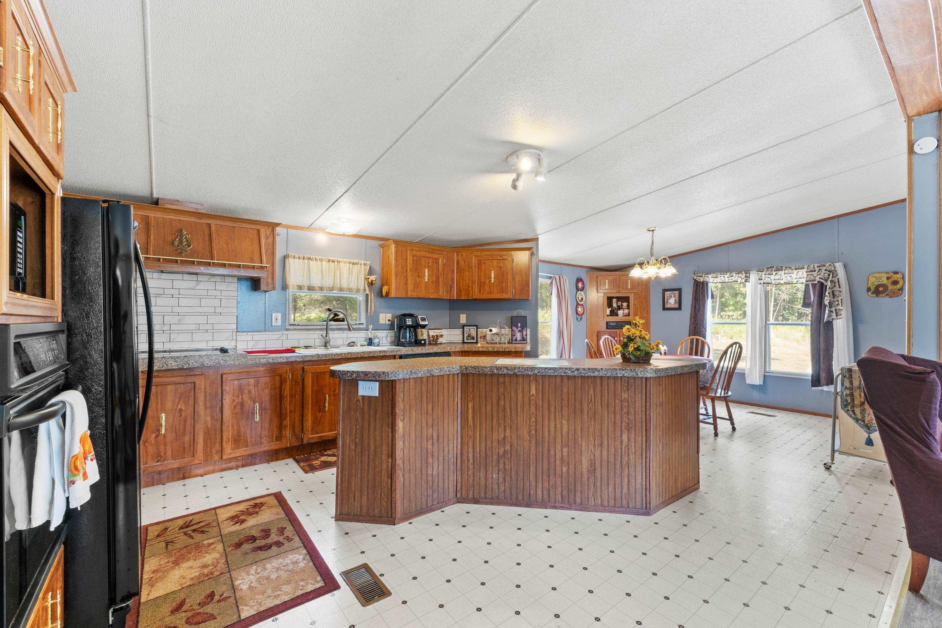 1167 MC 118  Oakland, AR