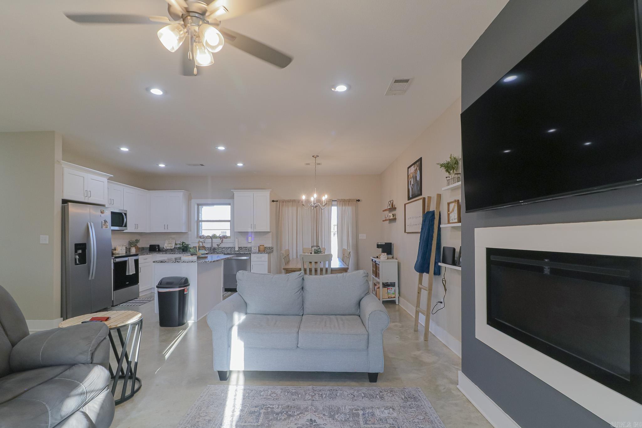302 Hollis  Bono, AR