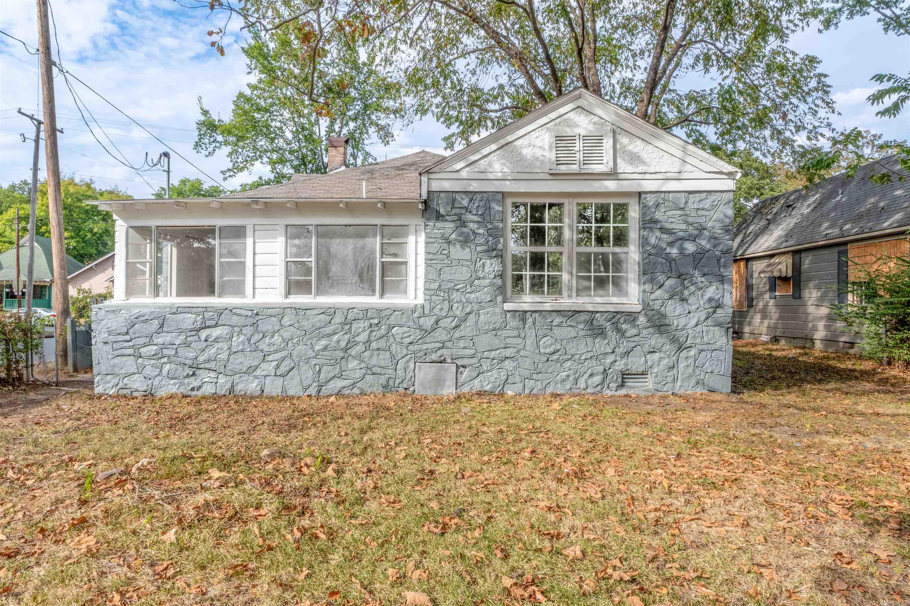 4323 W 11Th St  Little Rock, AR