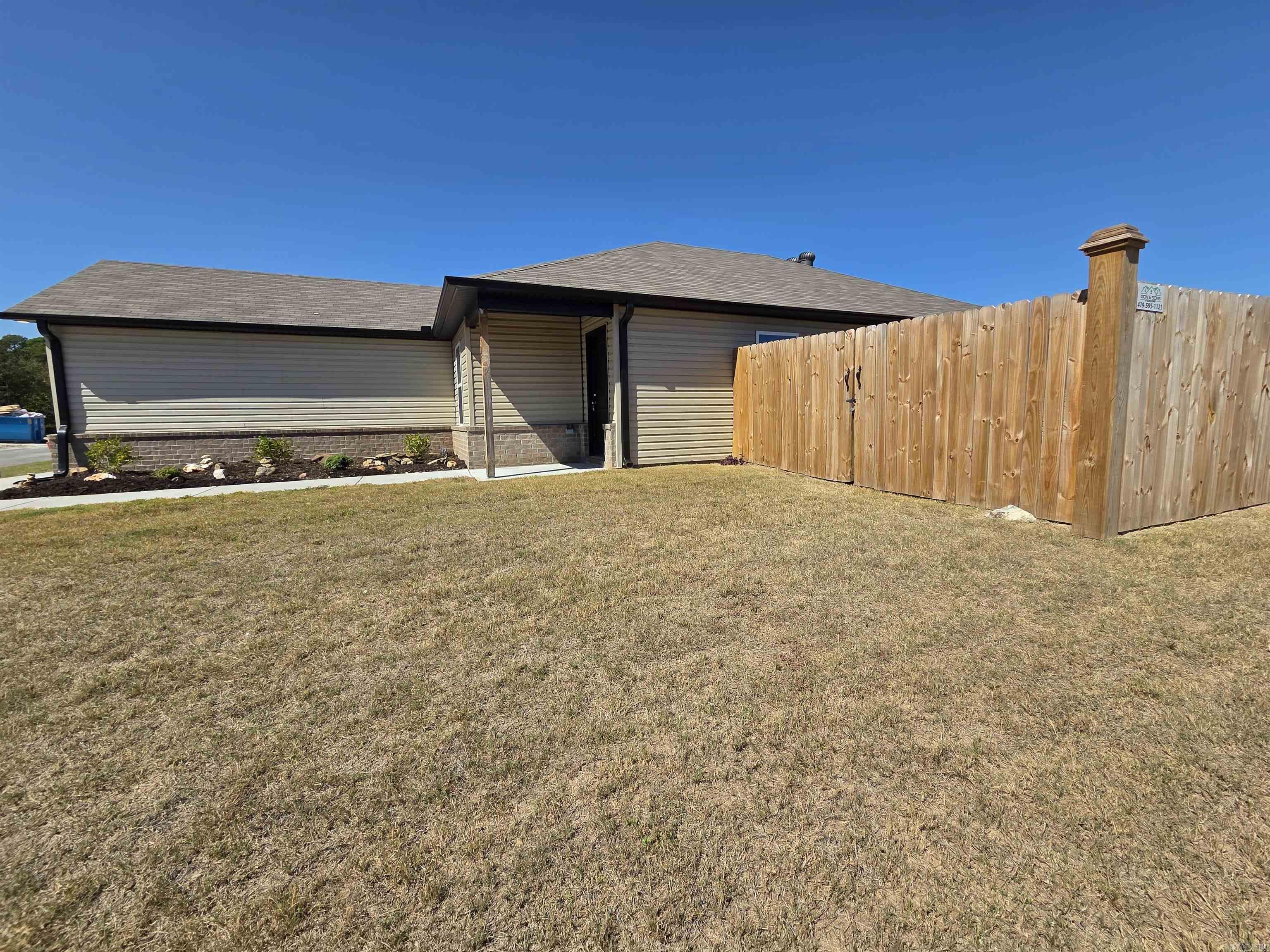 1537 Meadows  Benton, AR