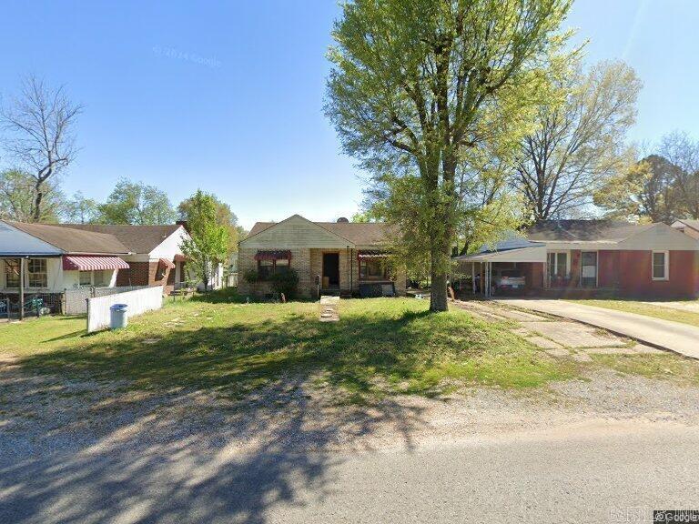 1418  Congress  Newport, AR
