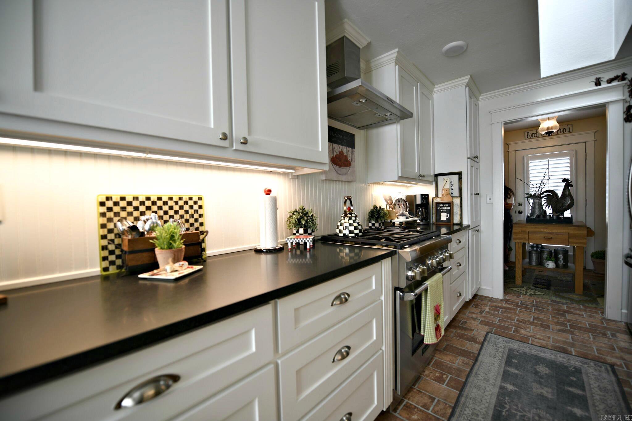 400 Eighth  Mena, AR