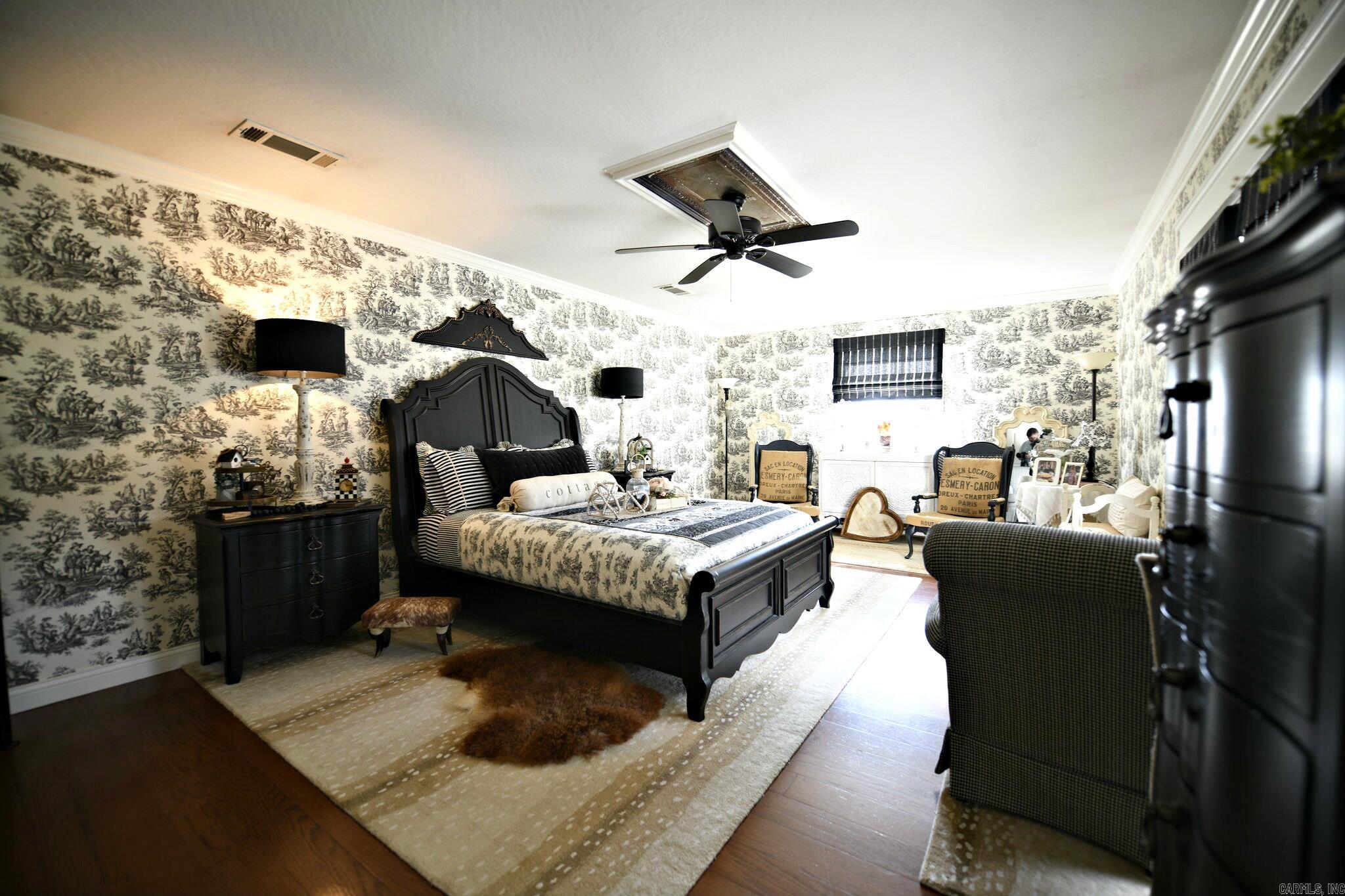 400 Eighth  Mena, AR